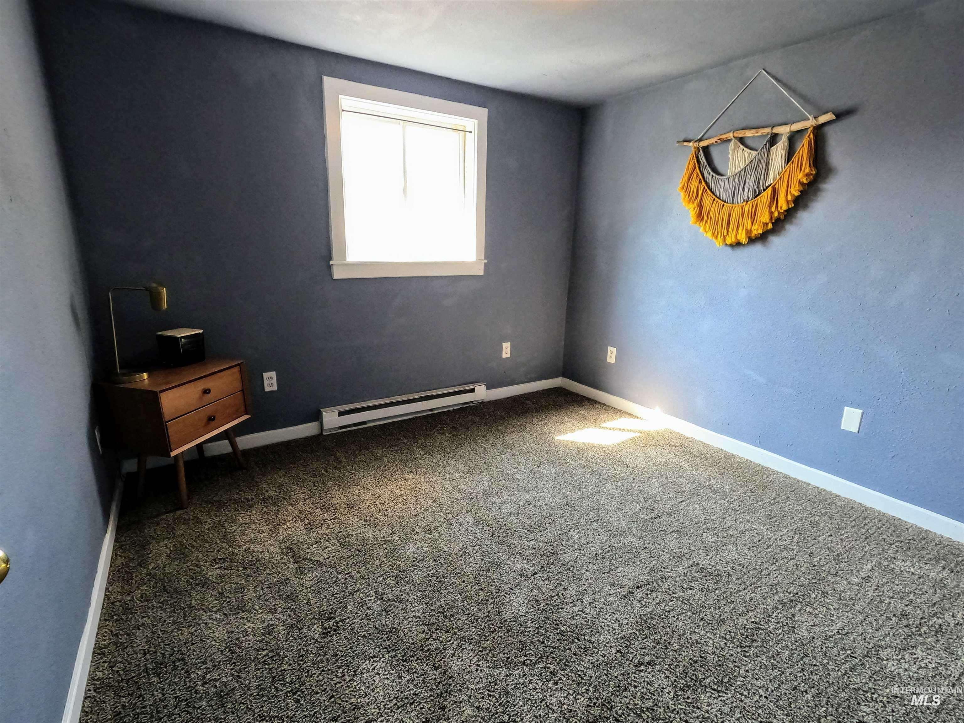 595 S 14th E, Mountain Home, Idaho 83647, 3 Bedrooms, 1.5 Bathrooms, Residential For Sale, Price $240,000,MLS 98977011