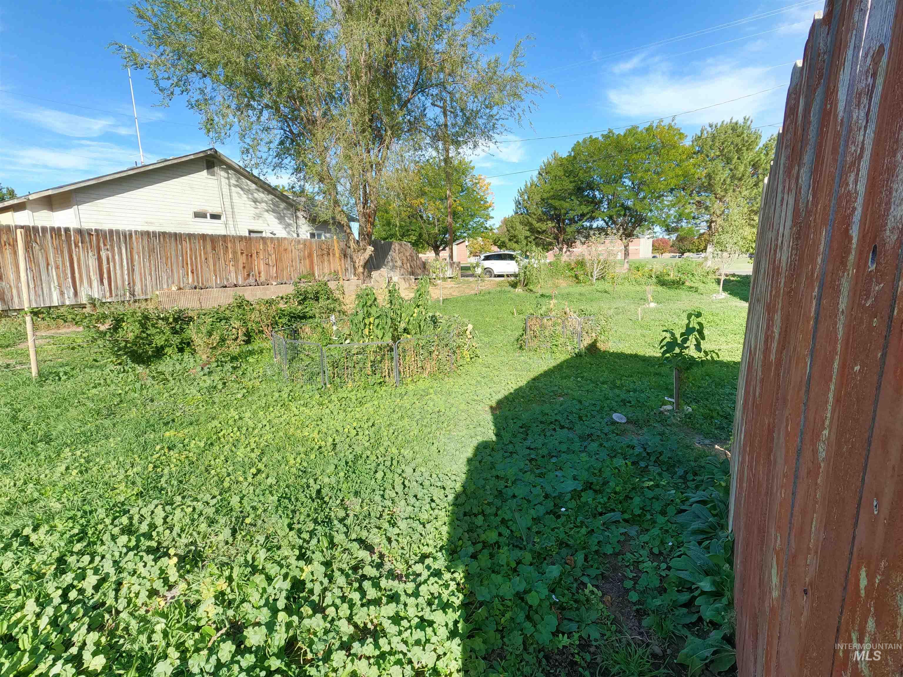 595 S 14th E, Mountain Home, Idaho 83647, 3 Bedrooms, 1.5 Bathrooms, Residential For Sale, Price $269,000, 98977011