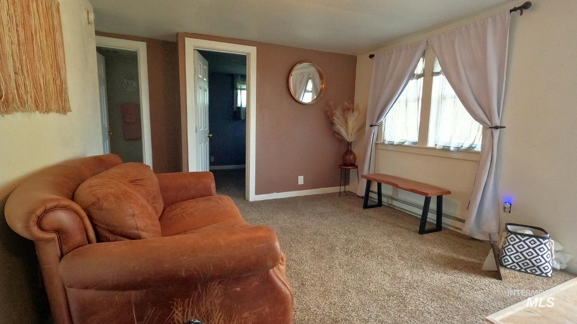 595 S 14th E, Mountain Home, Idaho 83647, 3 Bedrooms, 1.5 Bathrooms, Residential For Sale, Price $269,000, 98977011