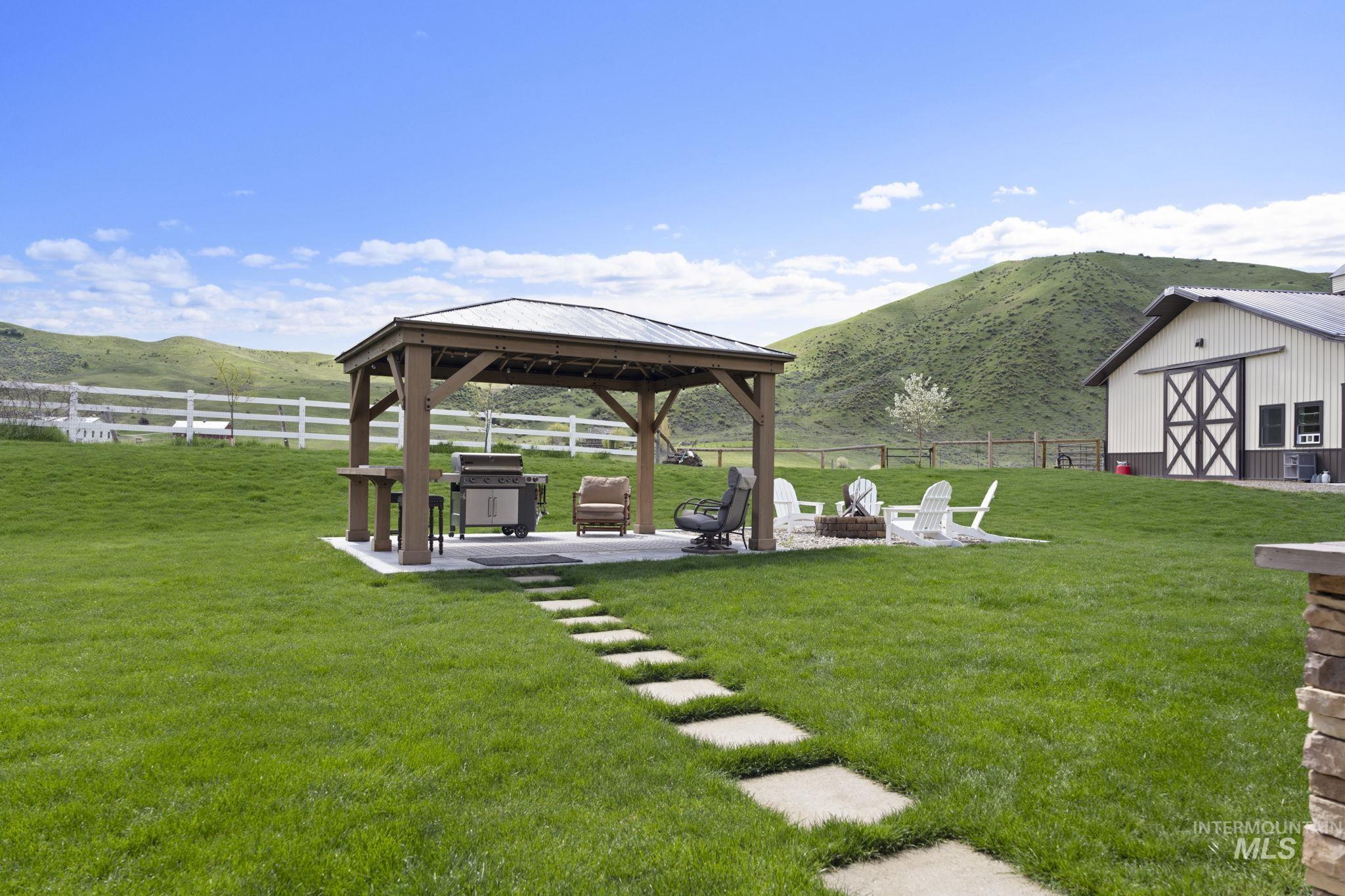 27 Waverly Drive, Horseshoe Bend, Idaho 83629, 3 Bedrooms, 4 Bathrooms, Residential For Sale, Price $1,599,900,MLS 98977014