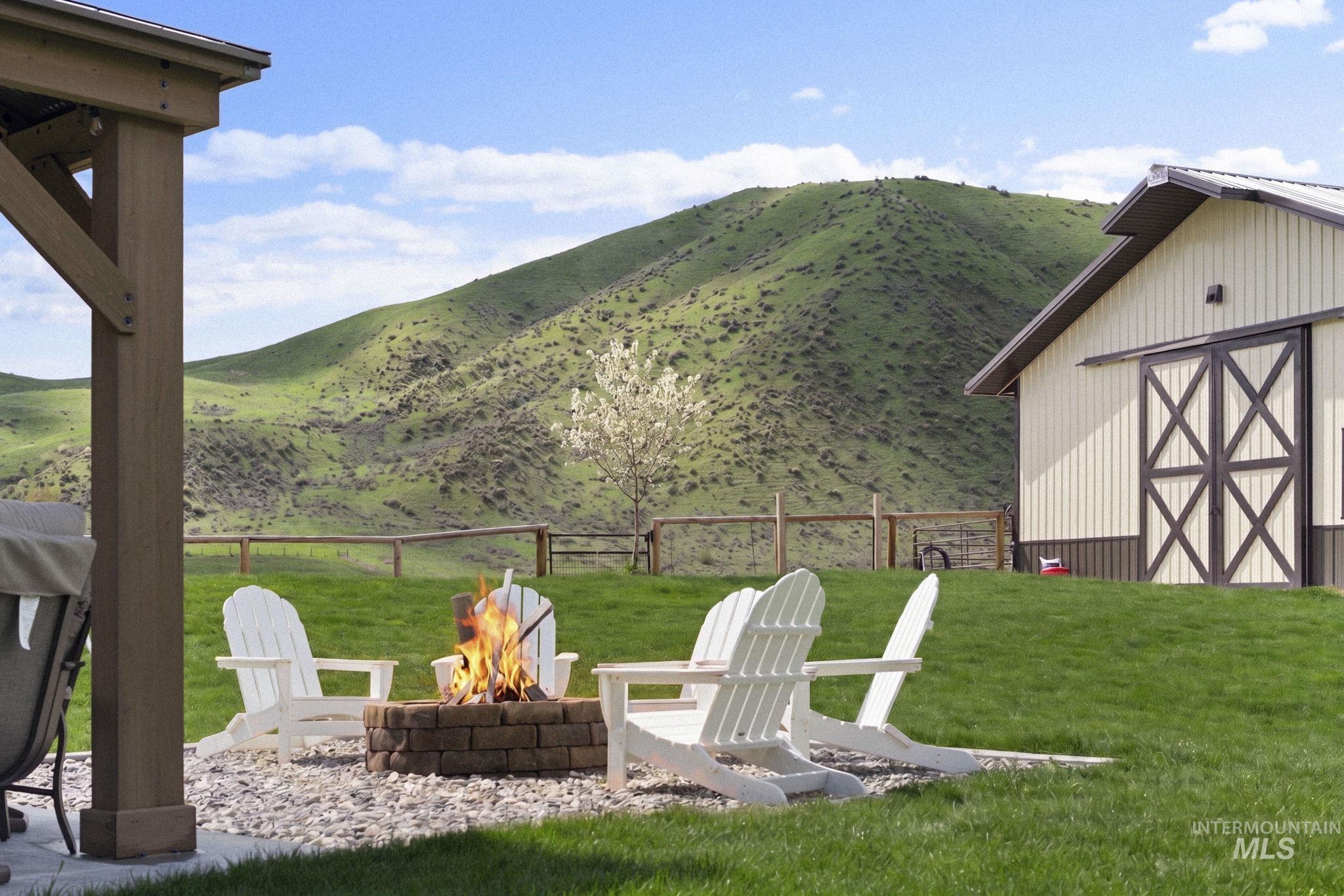 27 Waverly Drive, Horseshoe Bend, Idaho 83629, 3 Bedrooms, 4 Bathrooms, Residential For Sale, Price $1,599,900,MLS 98977014