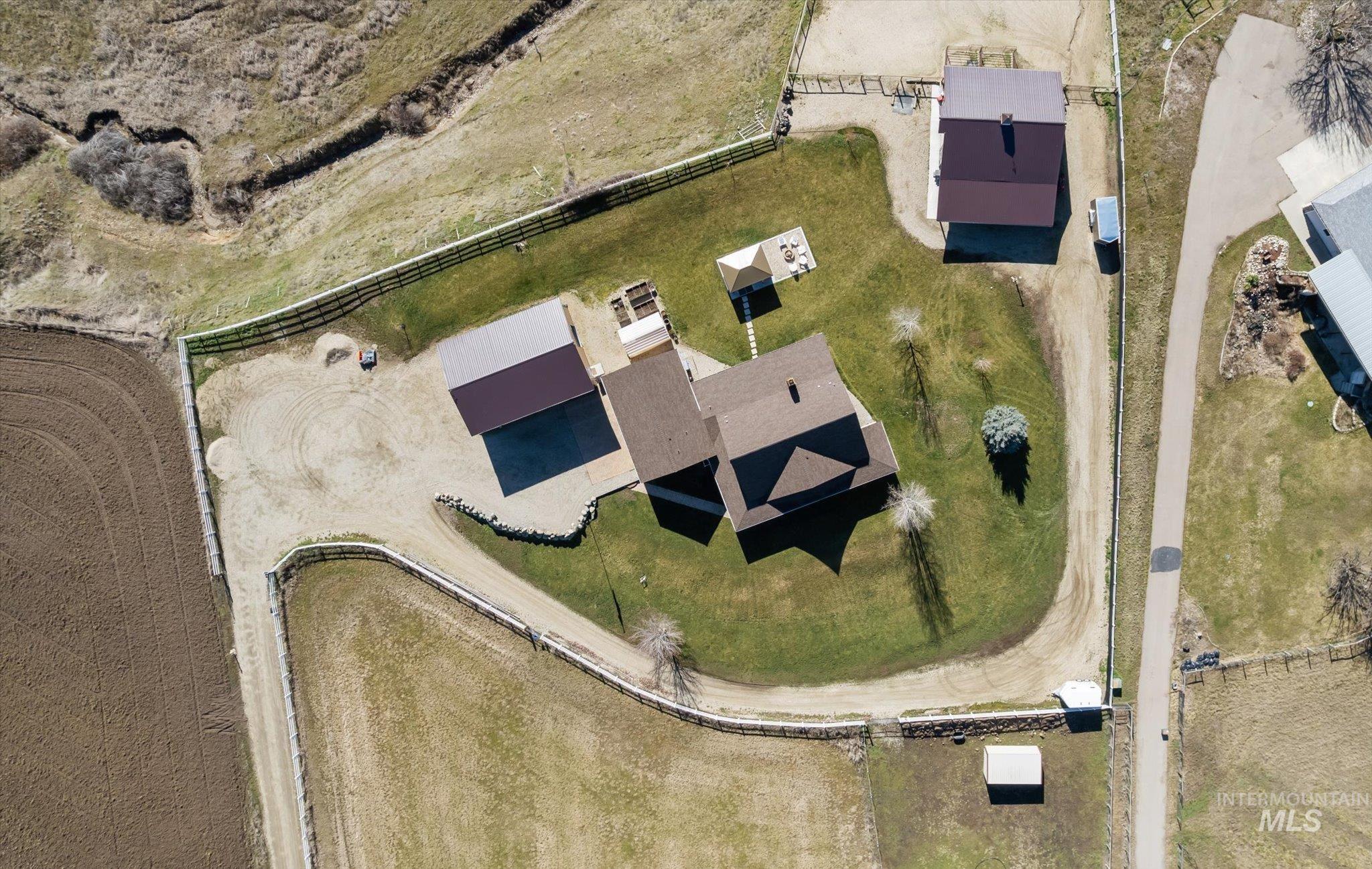 27 Waverly Drive, Horseshoe Bend, Idaho 83629, 3 Bedrooms, 4 Bathrooms, Residential For Sale, Price $1,689,900,MLS 98977014