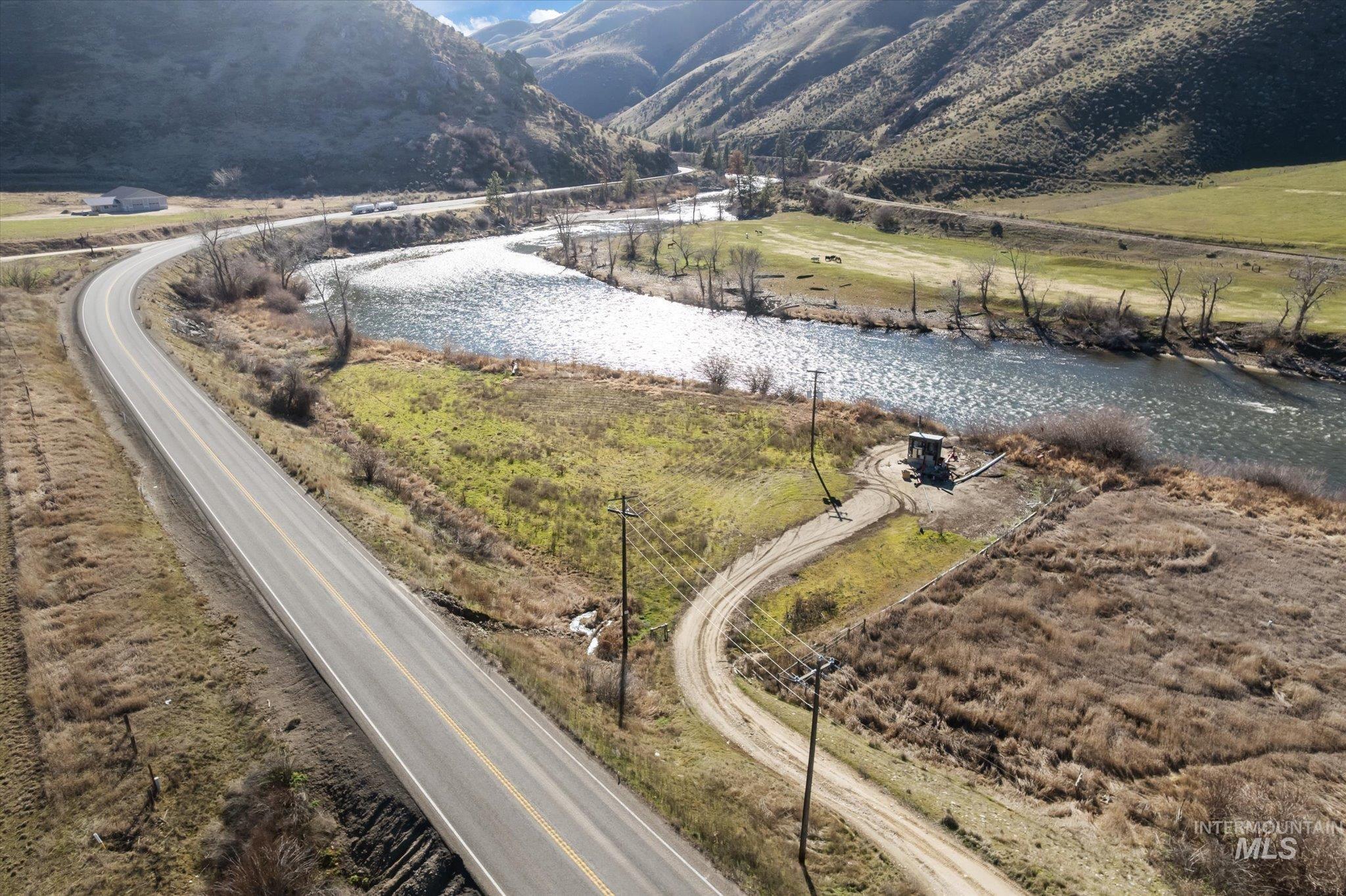 27 Waverly Drive, Horseshoe Bend, Idaho 83629, 3 Bedrooms, 3.5 Bathrooms, Residential For Sale, Price $1,689,900,MLS 98977014