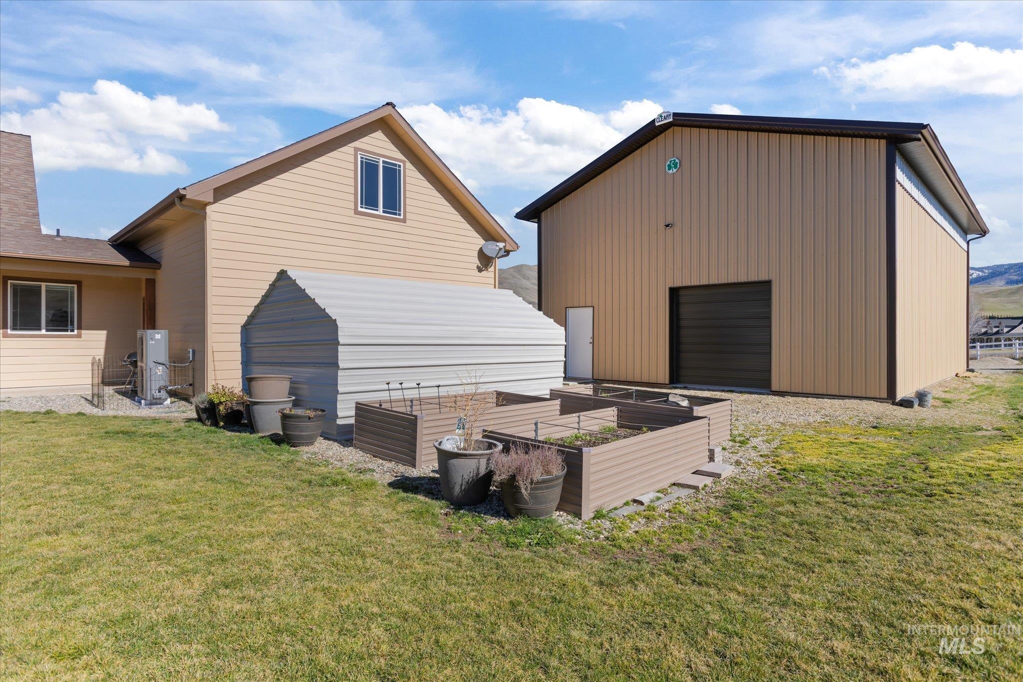 27 Waverly Drive, Horseshoe Bend, Idaho 83629, 3 Bedrooms, 4 Bathrooms, Residential For Sale, Price $1,689,900,MLS 98977014