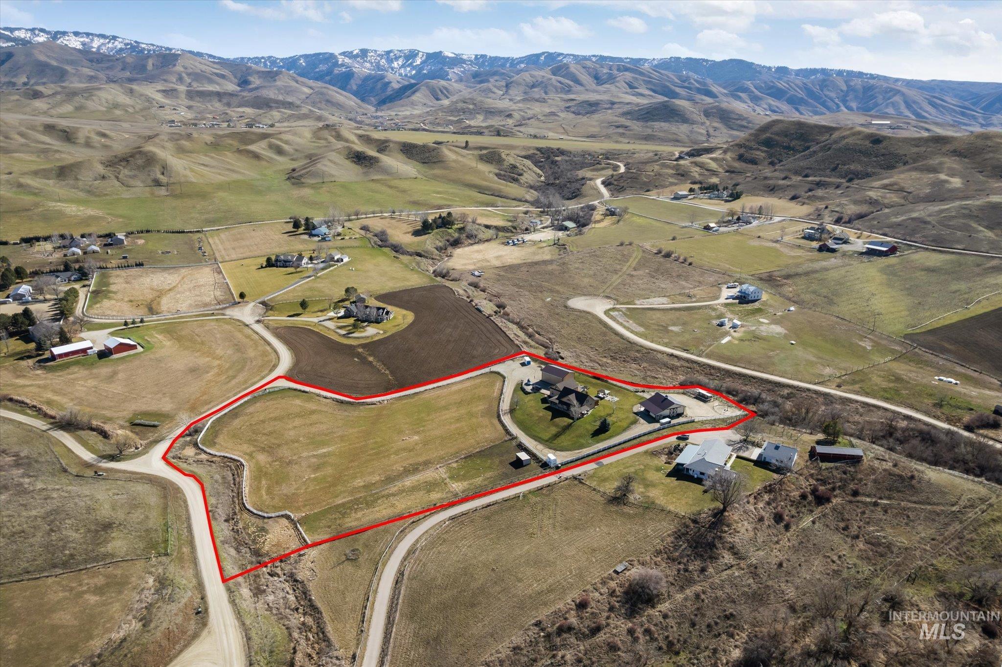 27 Waverly Drive, Horseshoe Bend, Idaho 83629, 3 Bedrooms, 3.5 Bathrooms, Residential For Sale, Price $1,689,900,MLS 98977014