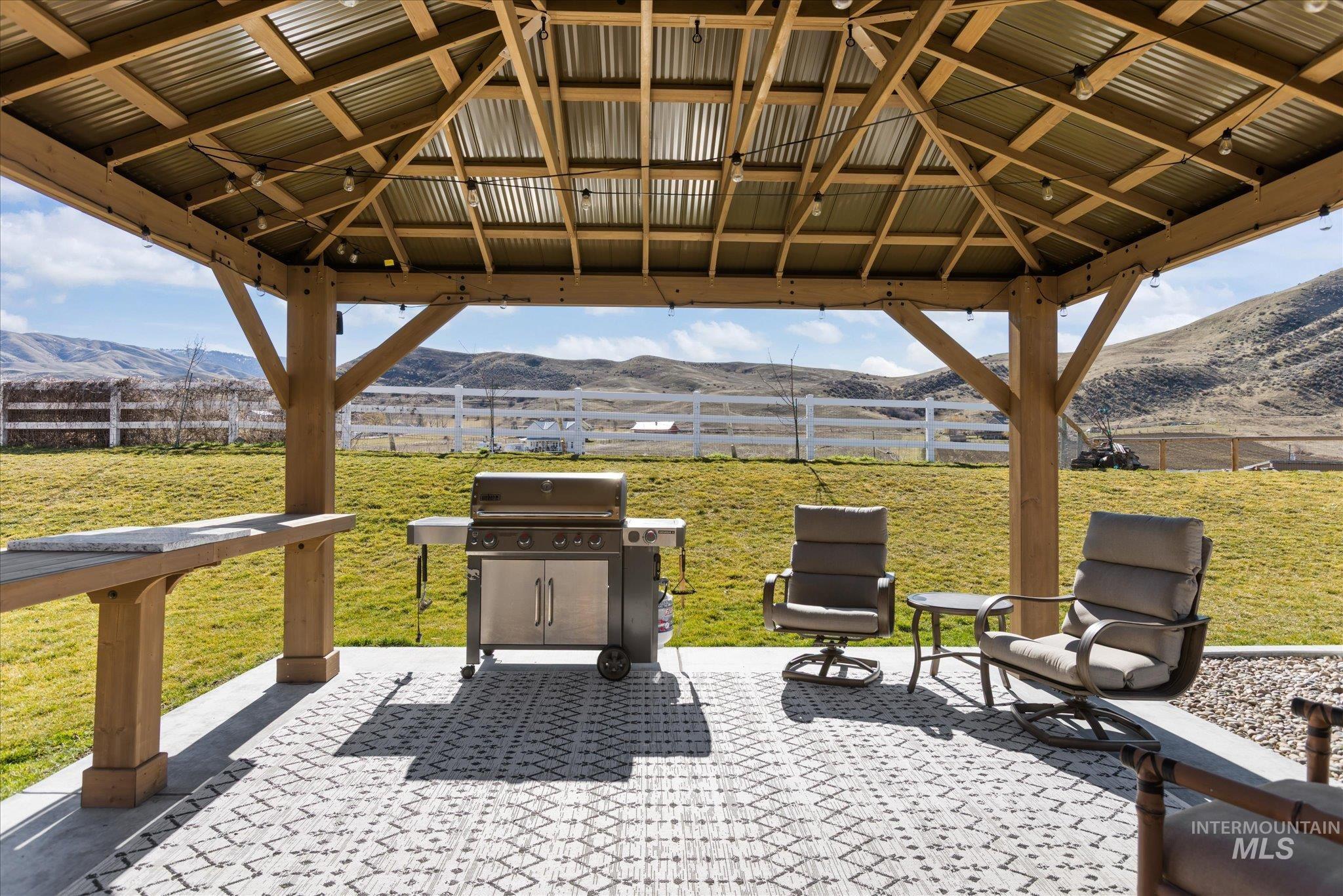 27 Waverly Drive, Horseshoe Bend, Idaho 83629, 3 Bedrooms, 3.5 Bathrooms, Residential For Sale, Price $1,689,900,MLS 98977014