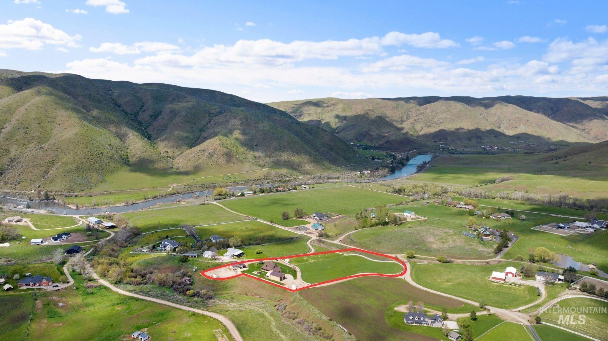 27 Waverly Drive, Horseshoe Bend, Idaho 83629, 3 Bedrooms, 4 Bathrooms, Residential For Sale, Price $1,598,900, 98977014