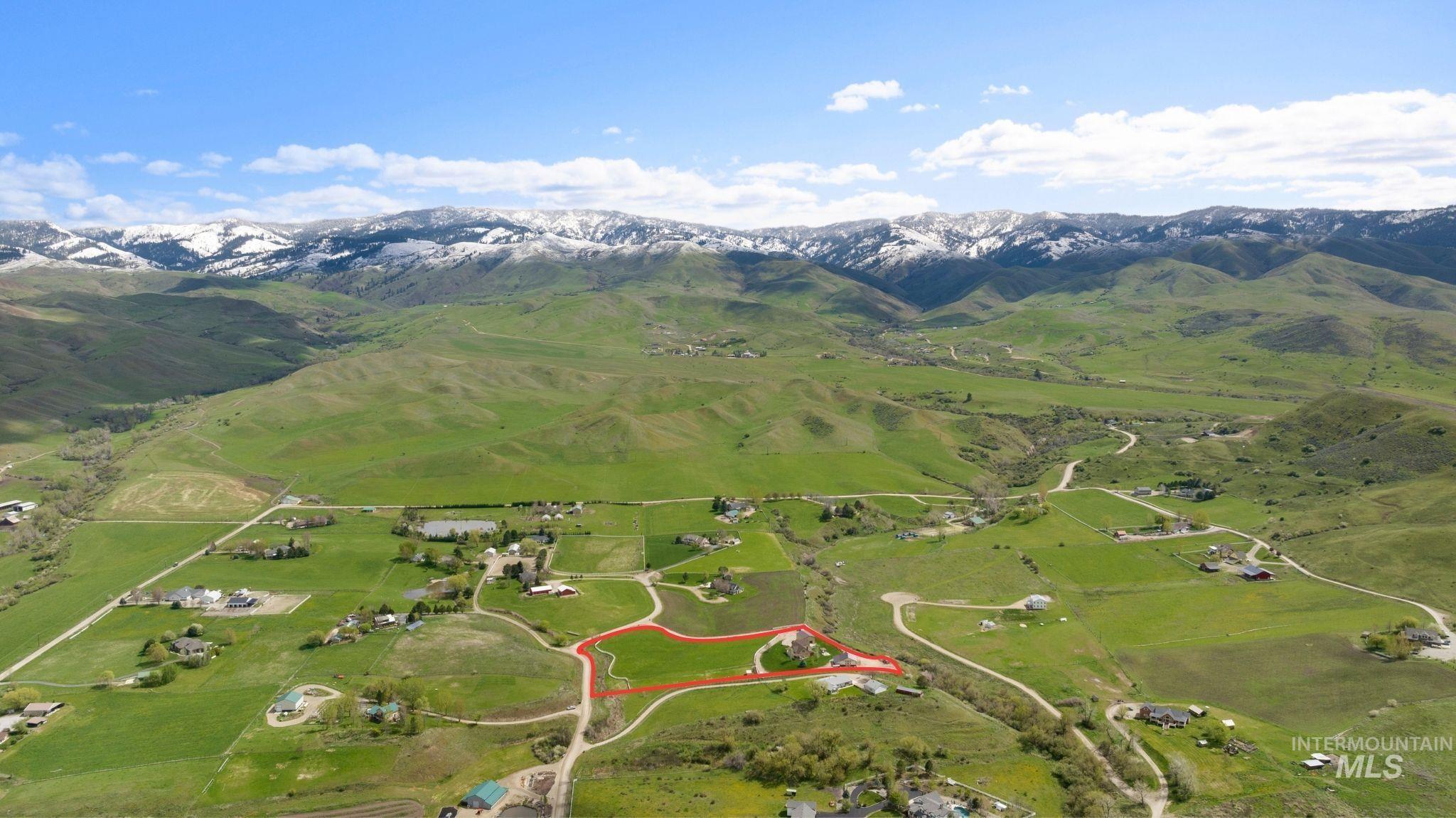 27 Waverly Drive, Horseshoe Bend, Idaho 83629, 3 Bedrooms, 4 Bathrooms, Residential For Sale, Price $1,598,900, 98977014