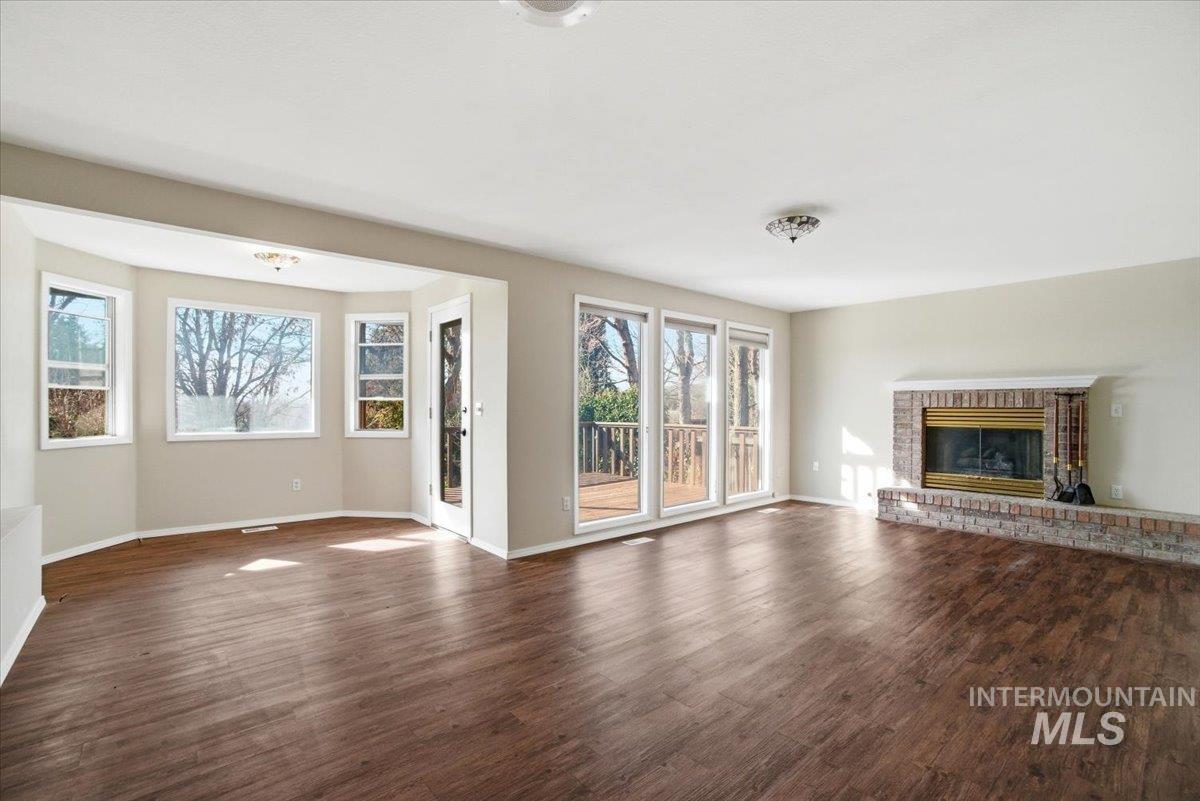 6603 W Summer Hill Dr, Boise, Idaho 83714, 3 Bedrooms, 3 Bathrooms, Residential For Sale, Price $690,000, 98977016