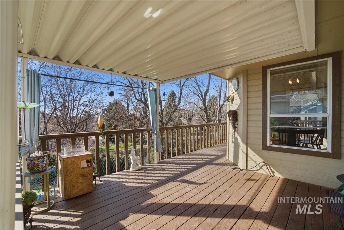 6603 W Summer Hill Dr, Boise, Idaho 83714, 3 Bedrooms, 3 Bathrooms, Residential For Sale, Price $690,000, 98977016