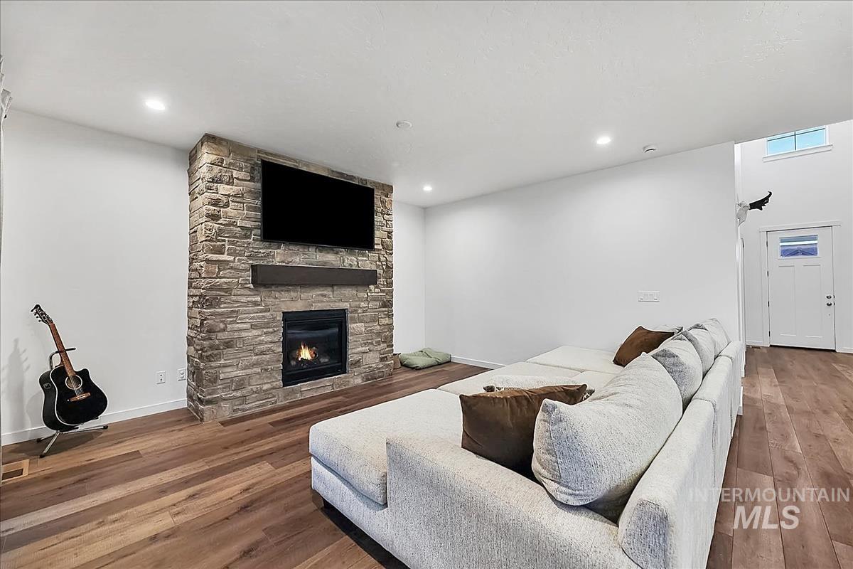 14588 Cooper Sunrise Dr, Caldwell, Idaho 83607, 4 Bedrooms, 2.5 Bathrooms, Residential For Sale, Price $549,900, 98977019