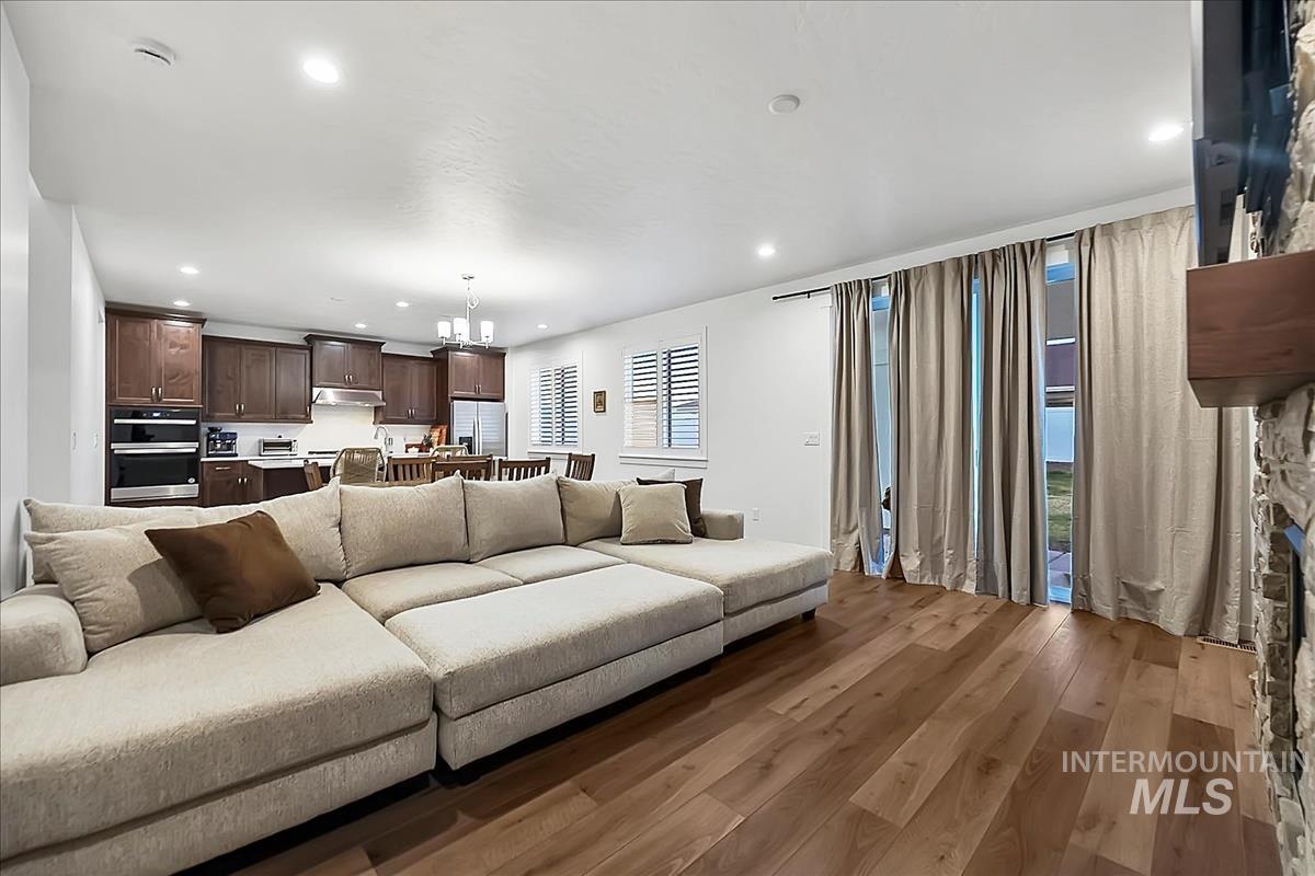 14588 Cooper Sunrise Dr, Caldwell, Idaho 83607, 4 Bedrooms, 2.5 Bathrooms, Residential For Sale, Price $549,900, 98977019