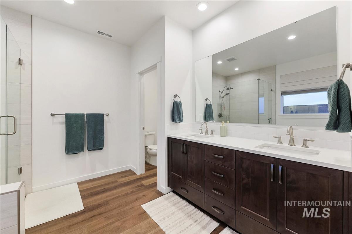 14588 Cooper Sunrise Dr, Caldwell, Idaho 83607, 4 Bedrooms, 2.5 Bathrooms, Residential For Sale, Price $549,900, 98977019