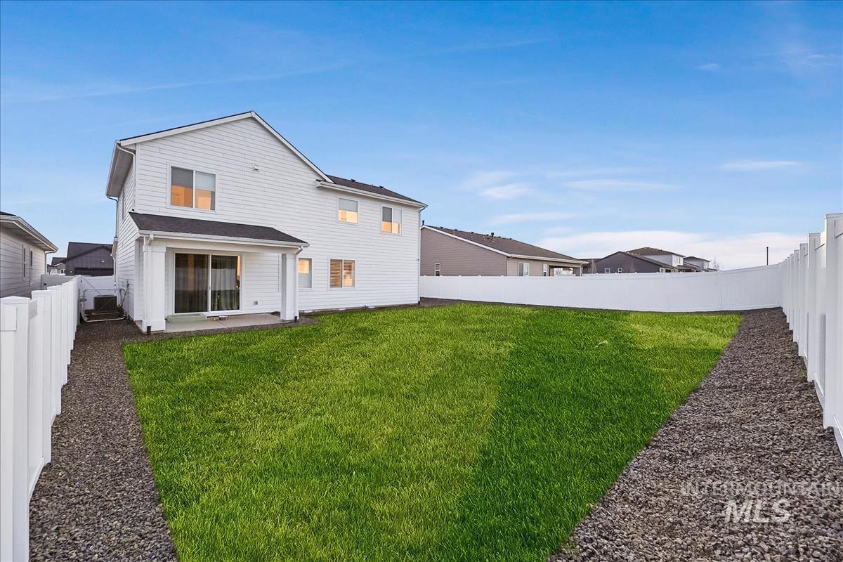 14588 Cooper Sunrise Dr, Caldwell, Idaho 83607, 4 Bedrooms, 2.5 Bathrooms, Residential For Sale, Price $549,900, 98977019