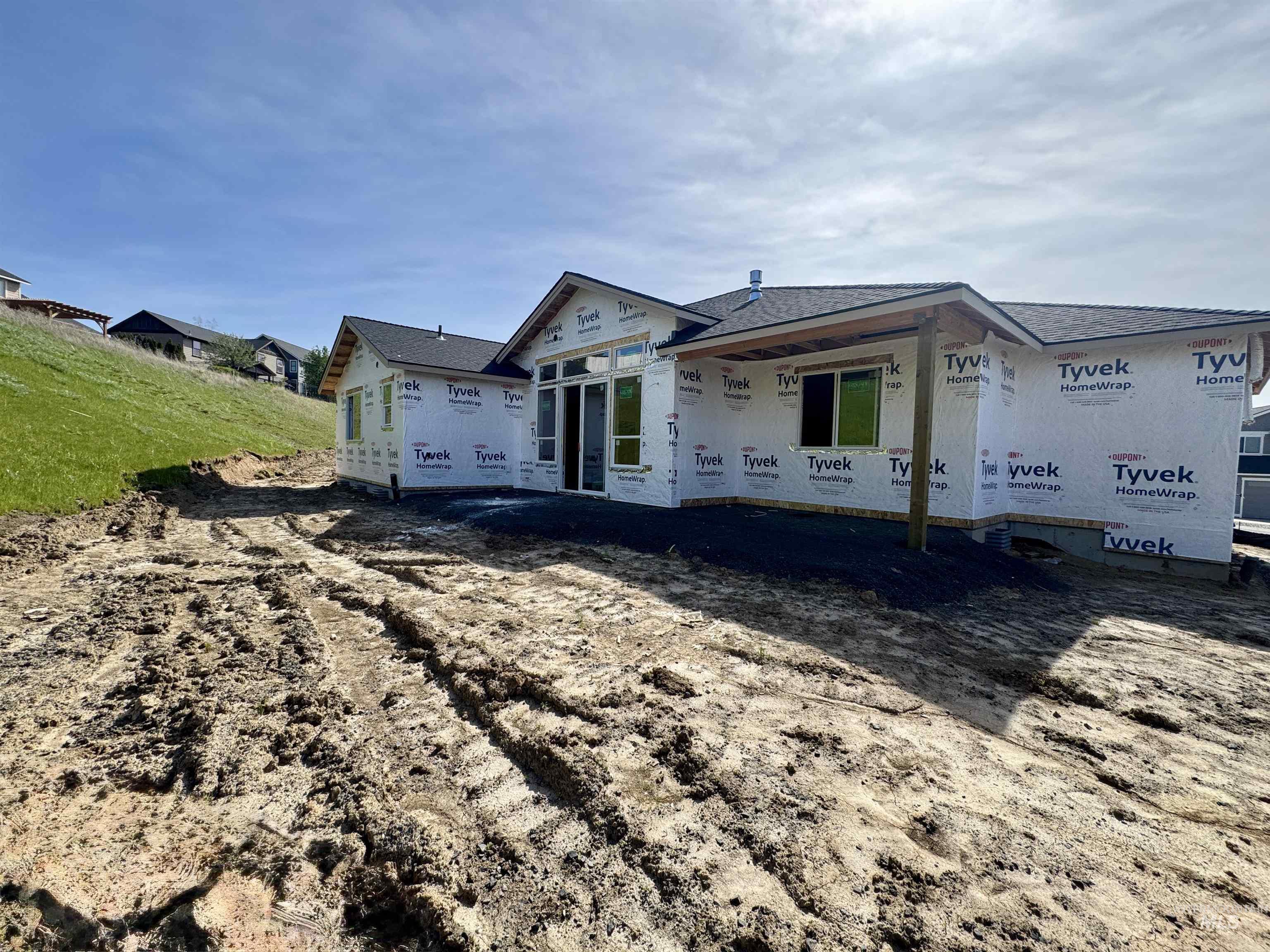 400 Ryan Ln, Moscow, Idaho 83843, 4 Bedrooms, 2.5 Bathrooms, Residential For Sale, Price $685,000, 98977021