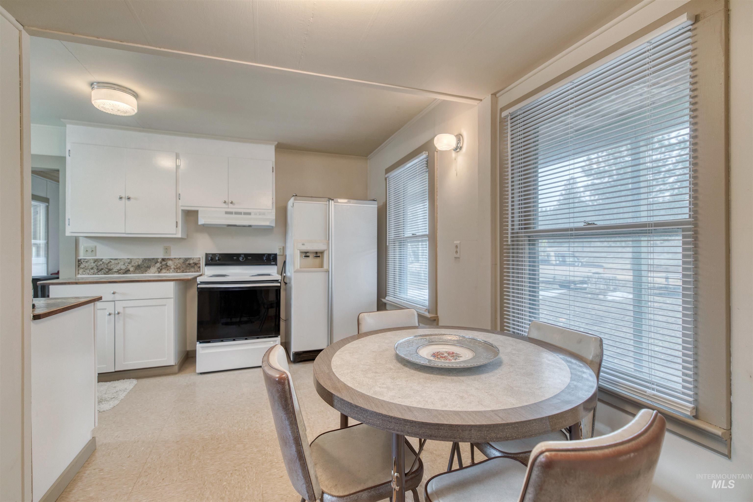 205 Standifer St, Placerville, Idaho 83666-4019, 2 Bedrooms, 1 Bathroom, Residential For Sale, Price $177,000, 98977023