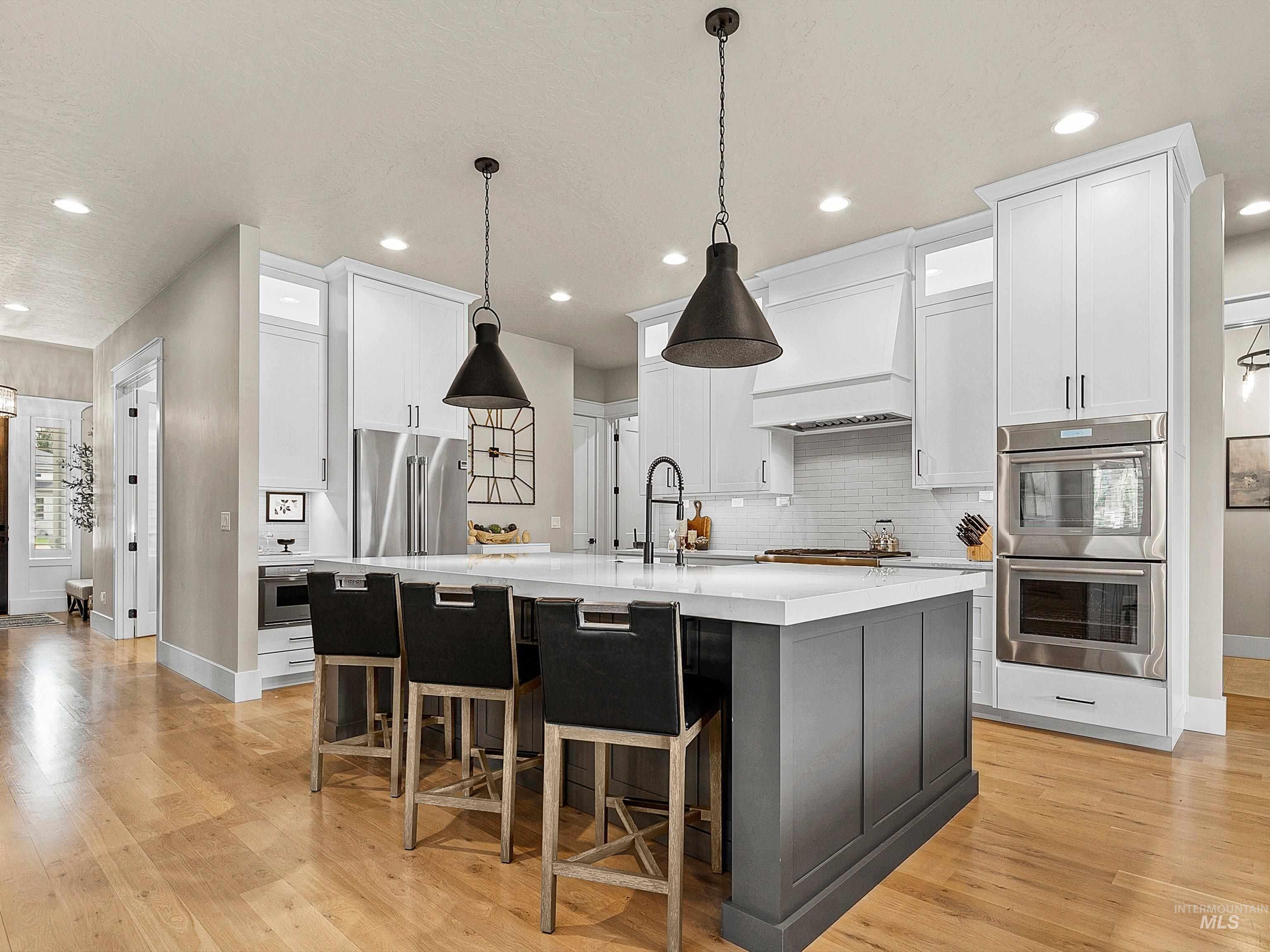 1302 W Peak Bello St., Eagle, Idaho 83616, 3 Bedrooms, 2.5 Bathrooms, Residential For Sale, Price $1,139,000, 98977024