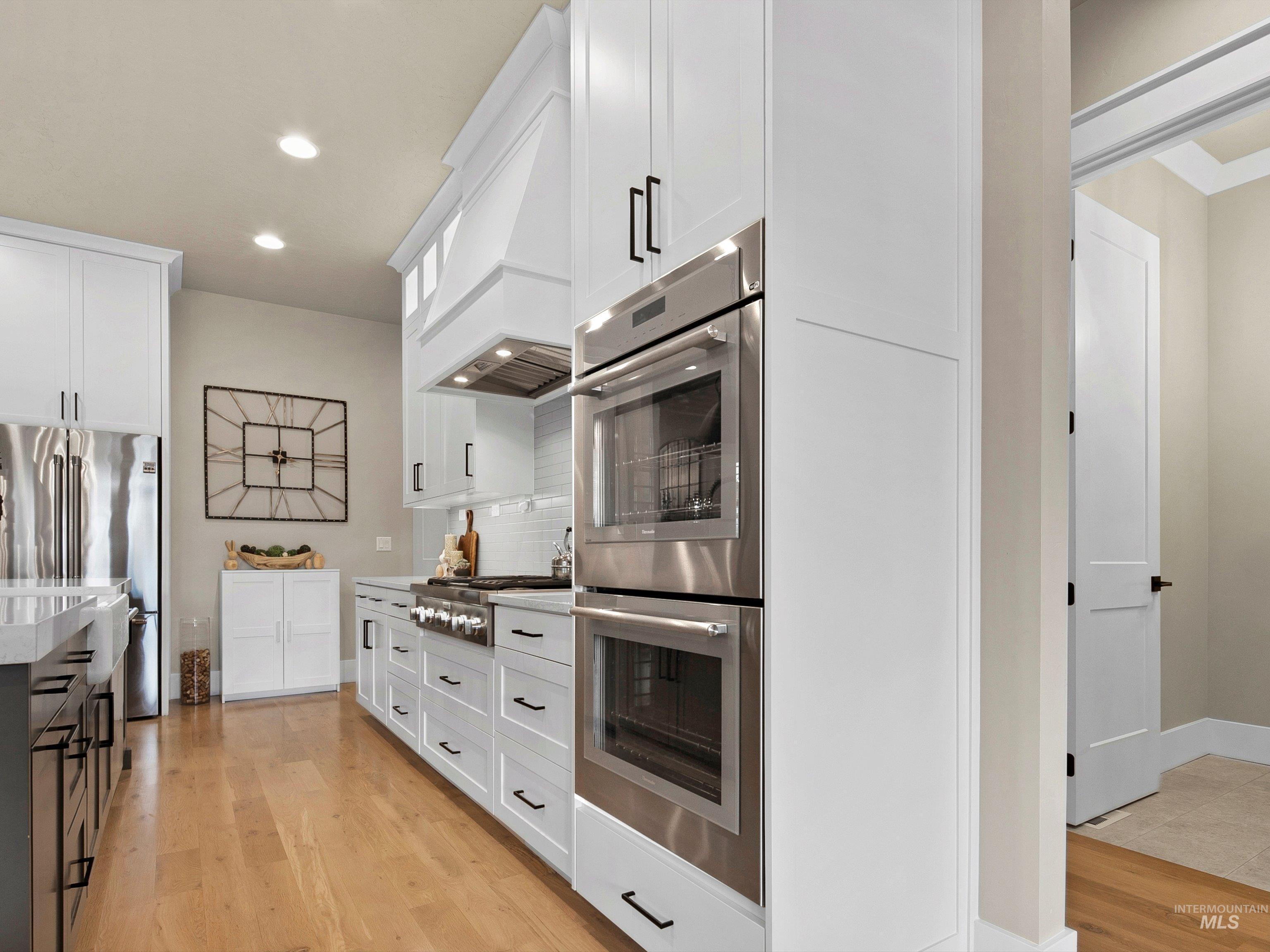 1302 W Peak Bello St., Eagle, Idaho 83616, 3 Bedrooms, 2.5 Bathrooms, Residential For Sale, Price $1,139,000, 98977024