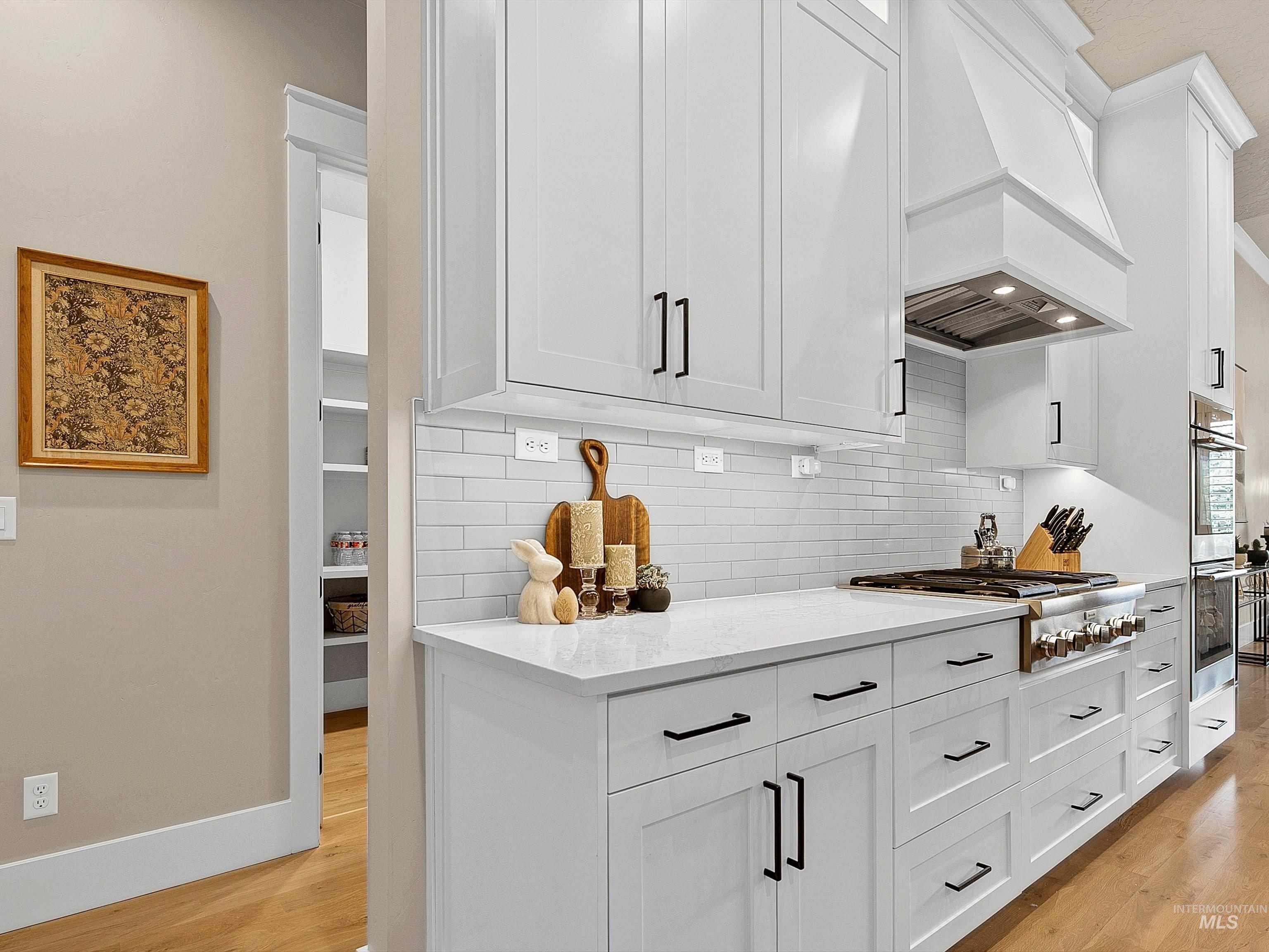 1302 W Peak Bello St., Eagle, Idaho 83616, 3 Bedrooms, 2.5 Bathrooms, Residential For Sale, Price $1,139,000, 98977024