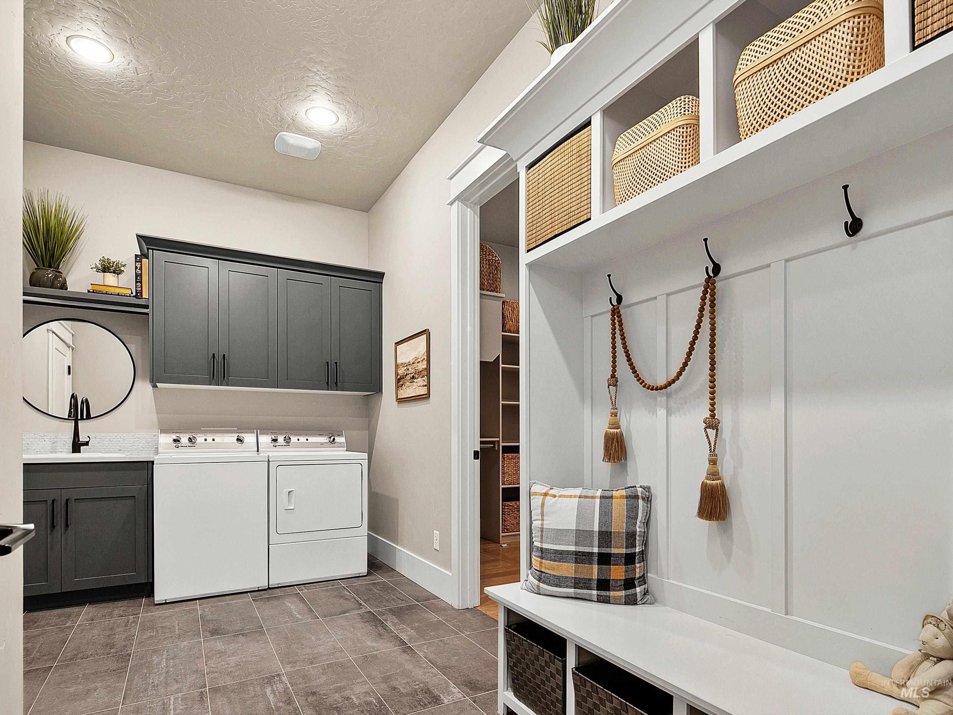 1302 W Peak Bello St., Eagle, Idaho 83616, 3 Bedrooms, 2.5 Bathrooms, Residential For Sale, Price $1,139,000, 98977024