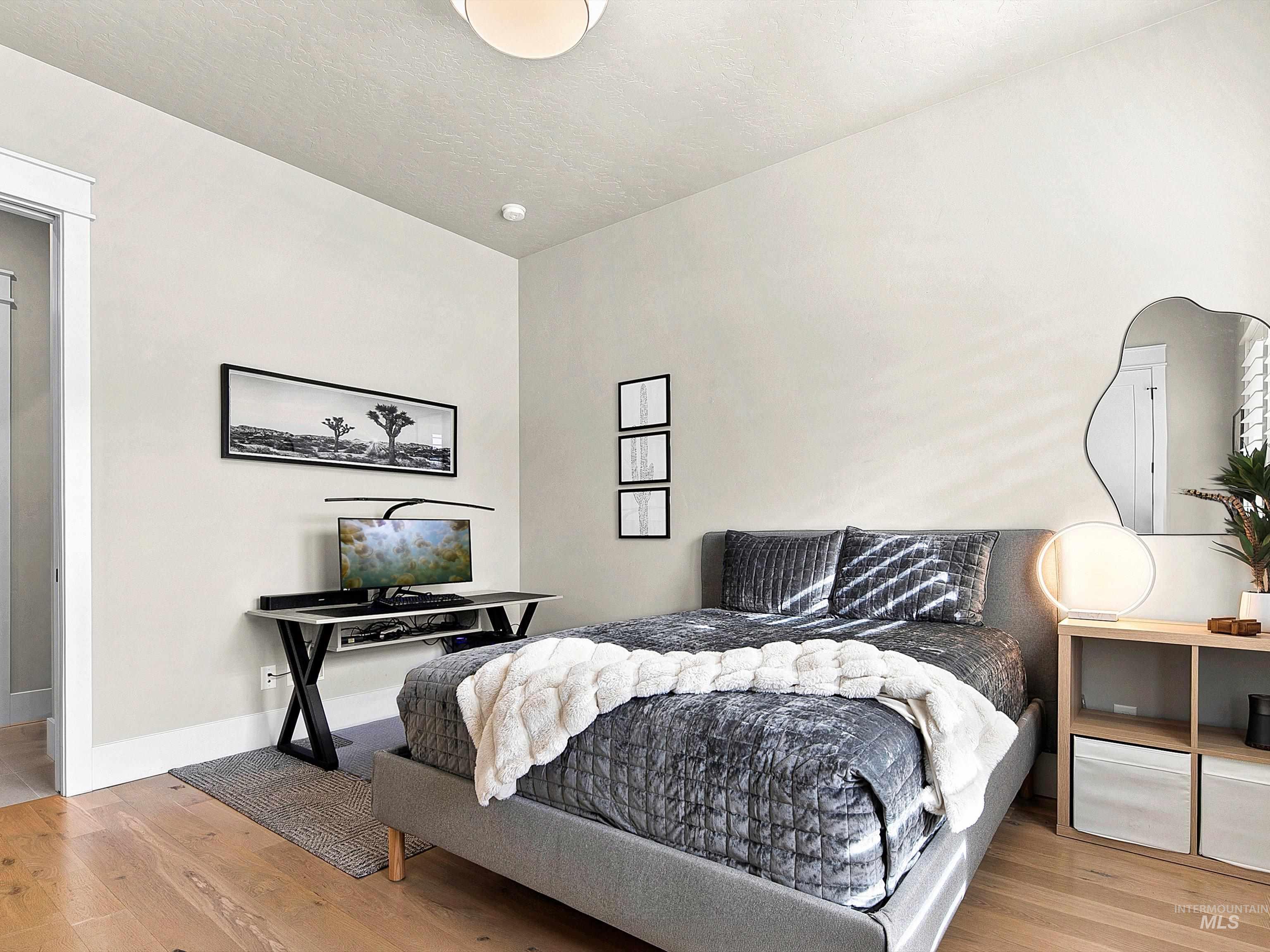 1302 W Peak Bello St., Eagle, Idaho 83616, 3 Bedrooms, 2.5 Bathrooms, Residential For Sale, Price $1,139,000, 98977024