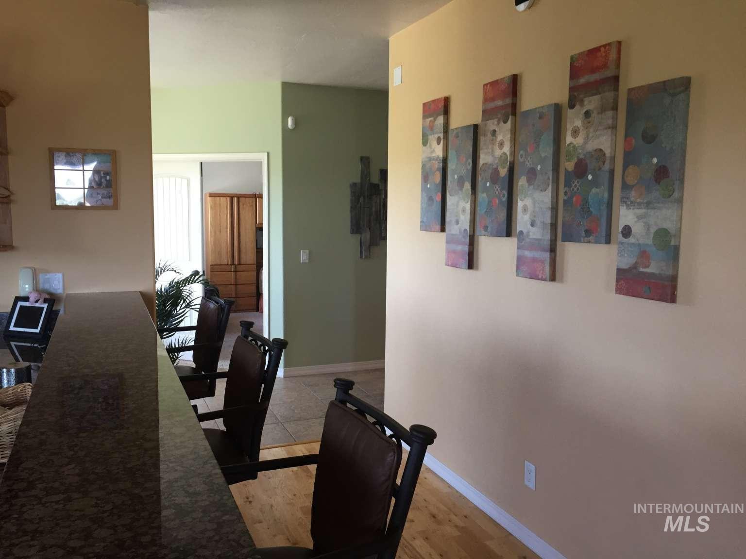 1422 River View Ln, Buhl, Idaho 83316, 4 Bedrooms, 3.5 Bathrooms, Residential For Sale, Price $879,990, 98977026