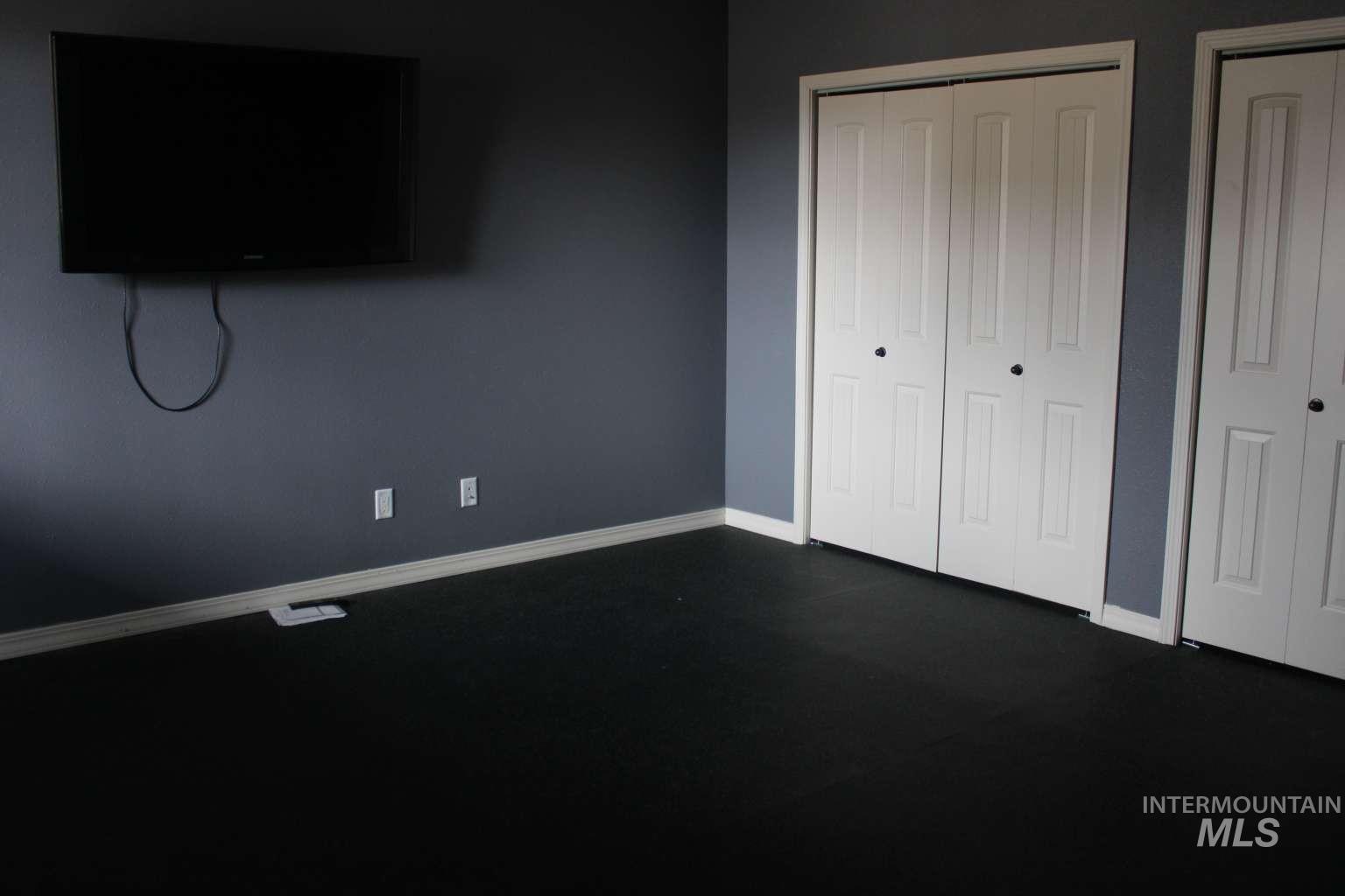 1422 River View Ln, Buhl, Idaho 83316, 4 Bedrooms, 3.5 Bathrooms, Residential For Sale, Price $879,990, 98977026