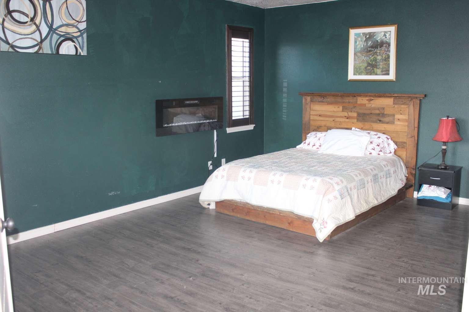 1422 River View Ln, Buhl, Idaho 83316, 4 Bedrooms, 3.5 Bathrooms, Residential For Sale, Price $879,990, 98977026