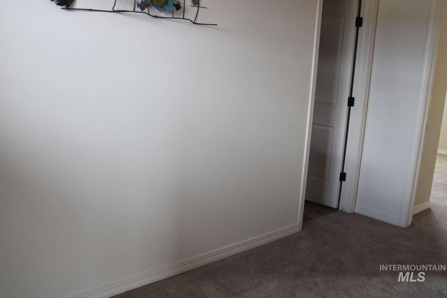 1422 River View Ln, Buhl, Idaho 83316, 4 Bedrooms, 3.5 Bathrooms, Residential For Sale, Price $879,990, 98977026