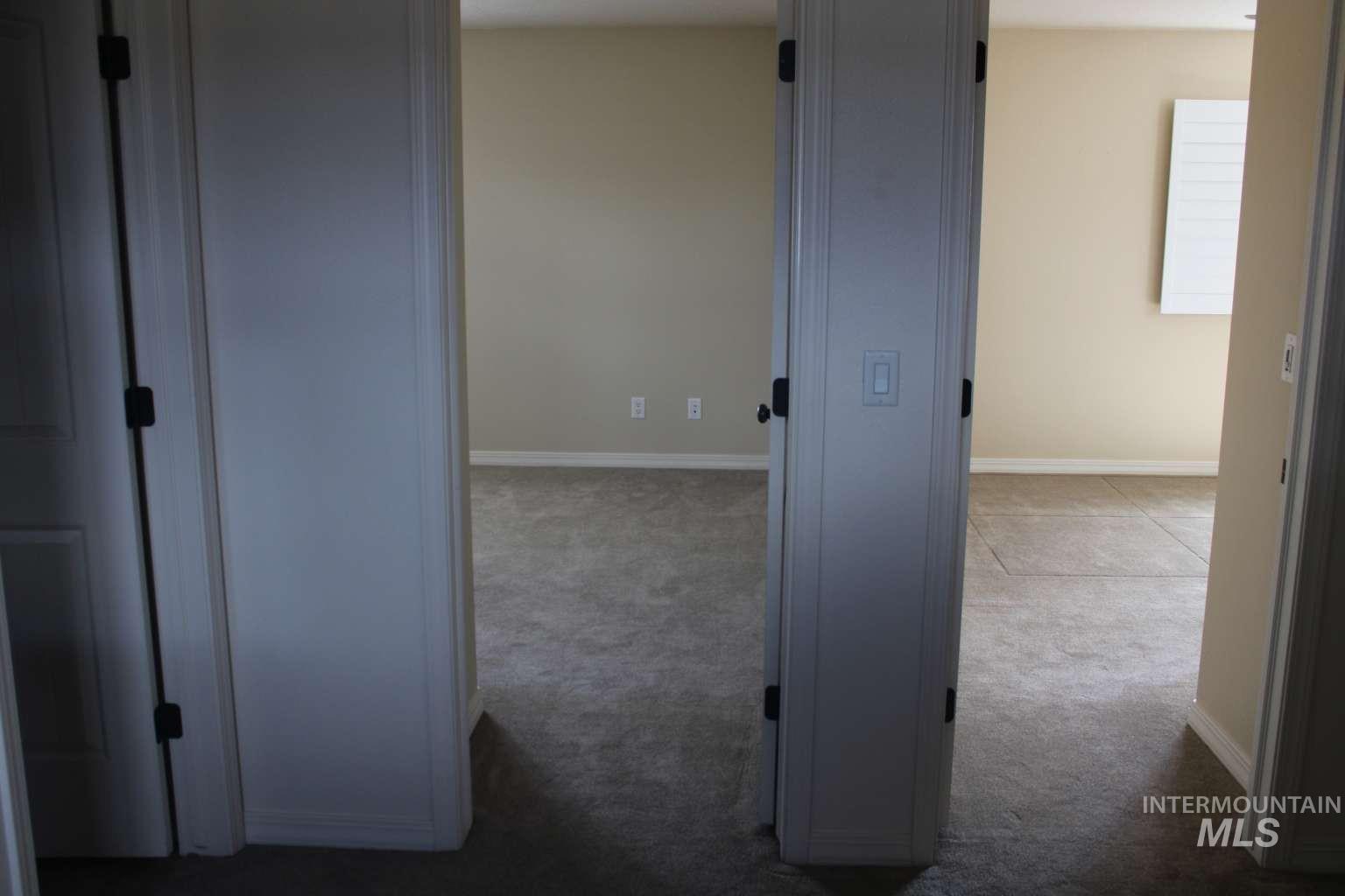 1422 River View Ln, Buhl, Idaho 83316, 4 Bedrooms, 3.5 Bathrooms, Residential For Sale, Price $879,990, 98977026