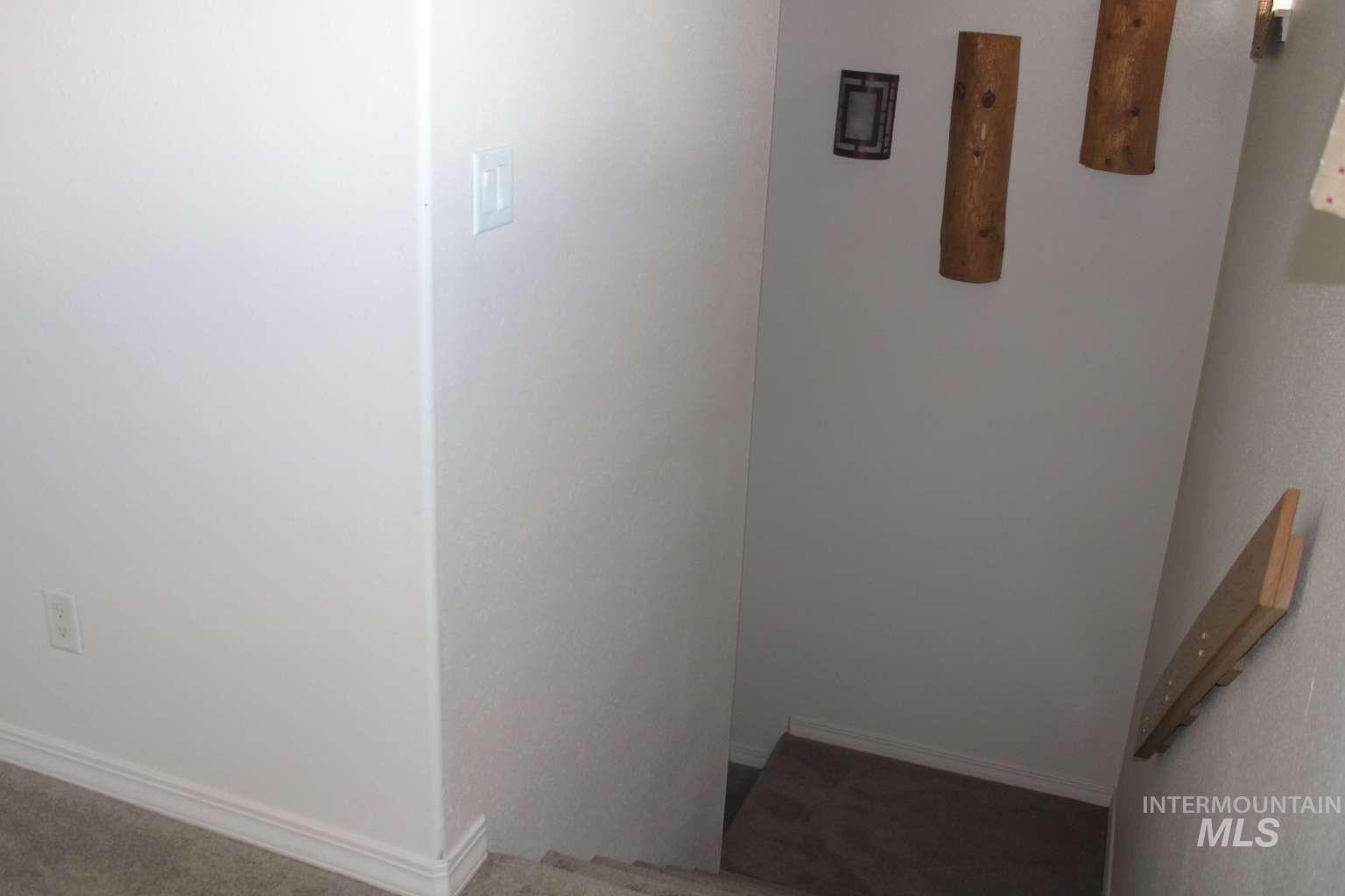 1422 River View Ln, Buhl, Idaho 83316, 4 Bedrooms, 3.5 Bathrooms, Residential For Sale, Price $879,990, 98977026