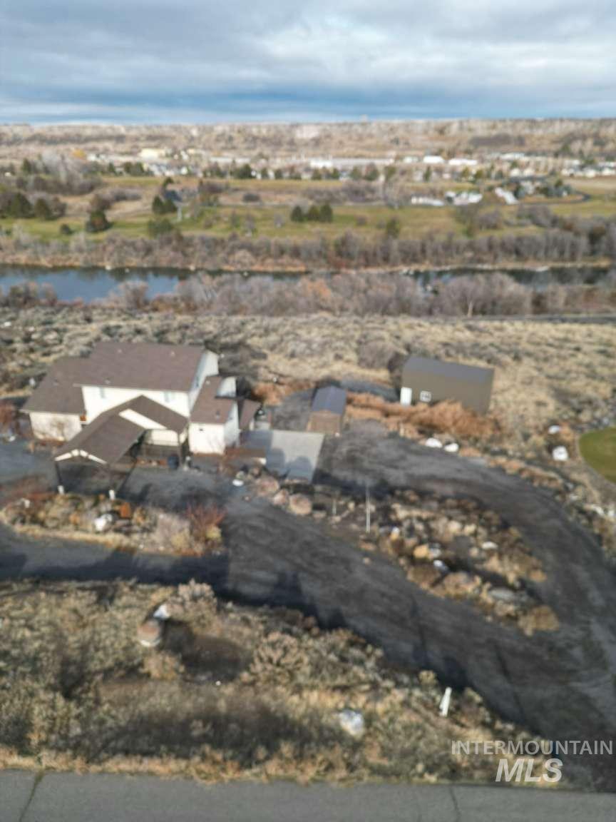 1422 River View Ln, Buhl, Idaho 83316, 4 Bedrooms, 3.5 Bathrooms, Residential For Sale, Price $879,990, 98977026