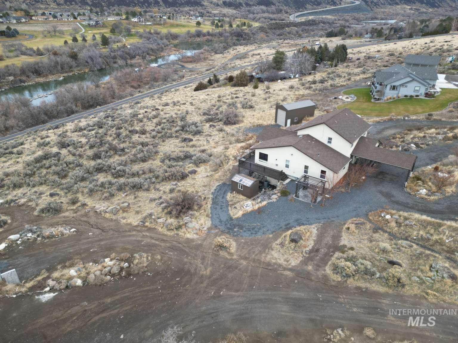 1422 River View Ln, Buhl, Idaho 83316, 4 Bedrooms, 3.5 Bathrooms, Residential For Sale, Price $879,990, 98977026