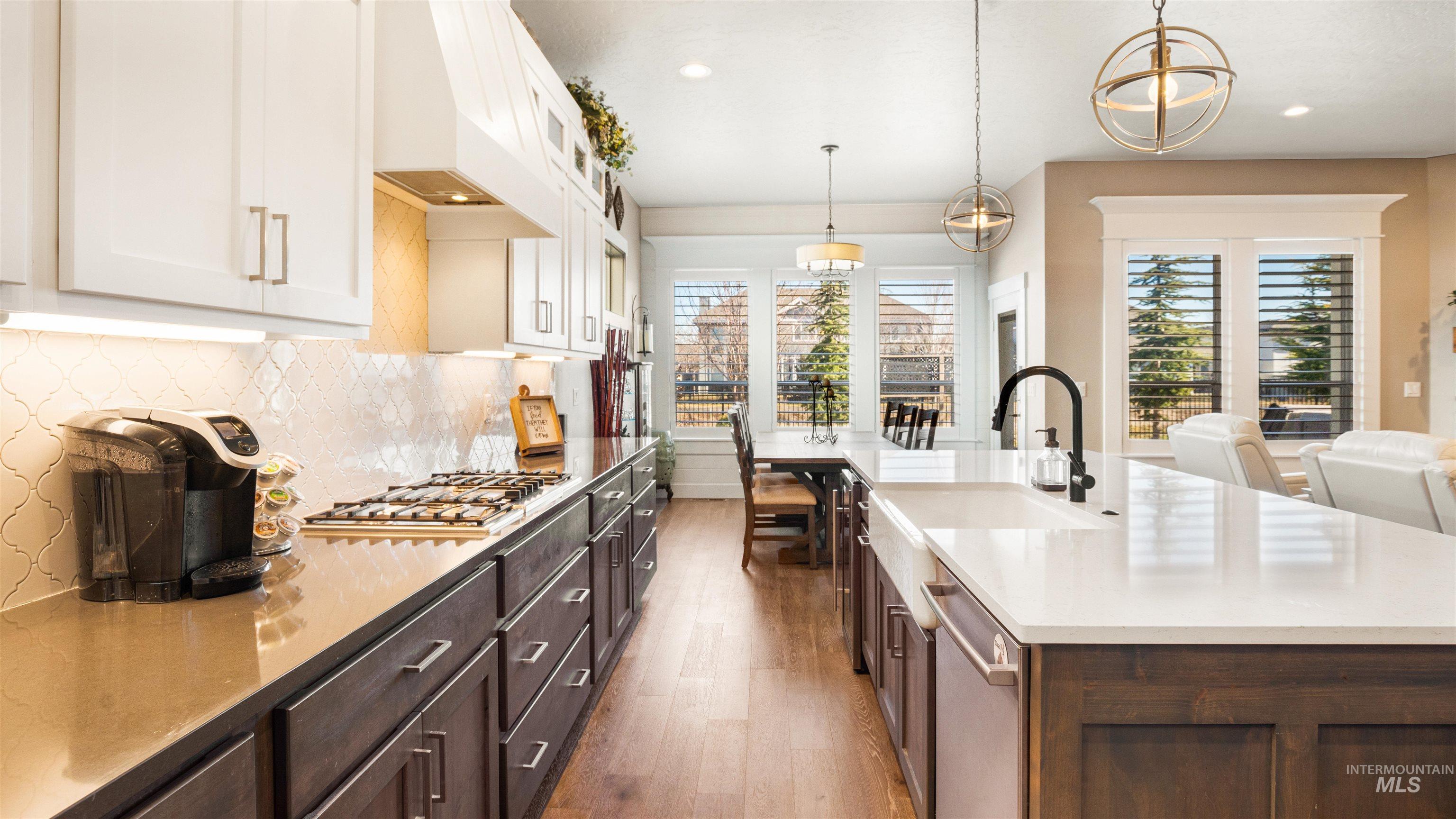 4676 S Abbot, Meridian, Idaho 83642, 3 Bedrooms, 2 Bathrooms, Residential For Sale, Price $699,999,MLS 98977027