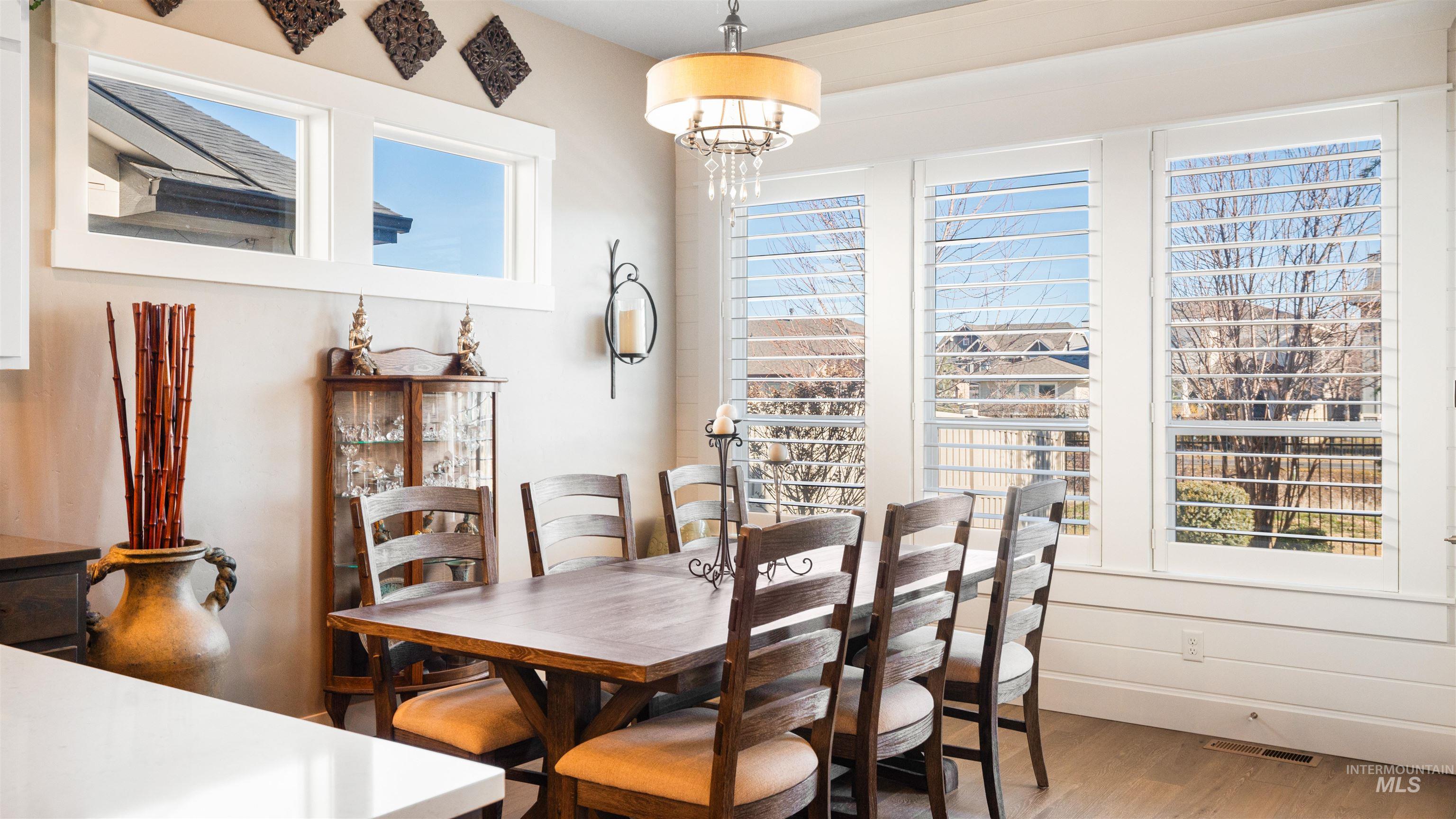 4676 S Abbot, Meridian, Idaho 83642, 3 Bedrooms, 2 Bathrooms, Residential For Sale, Price $699,999,MLS 98977027