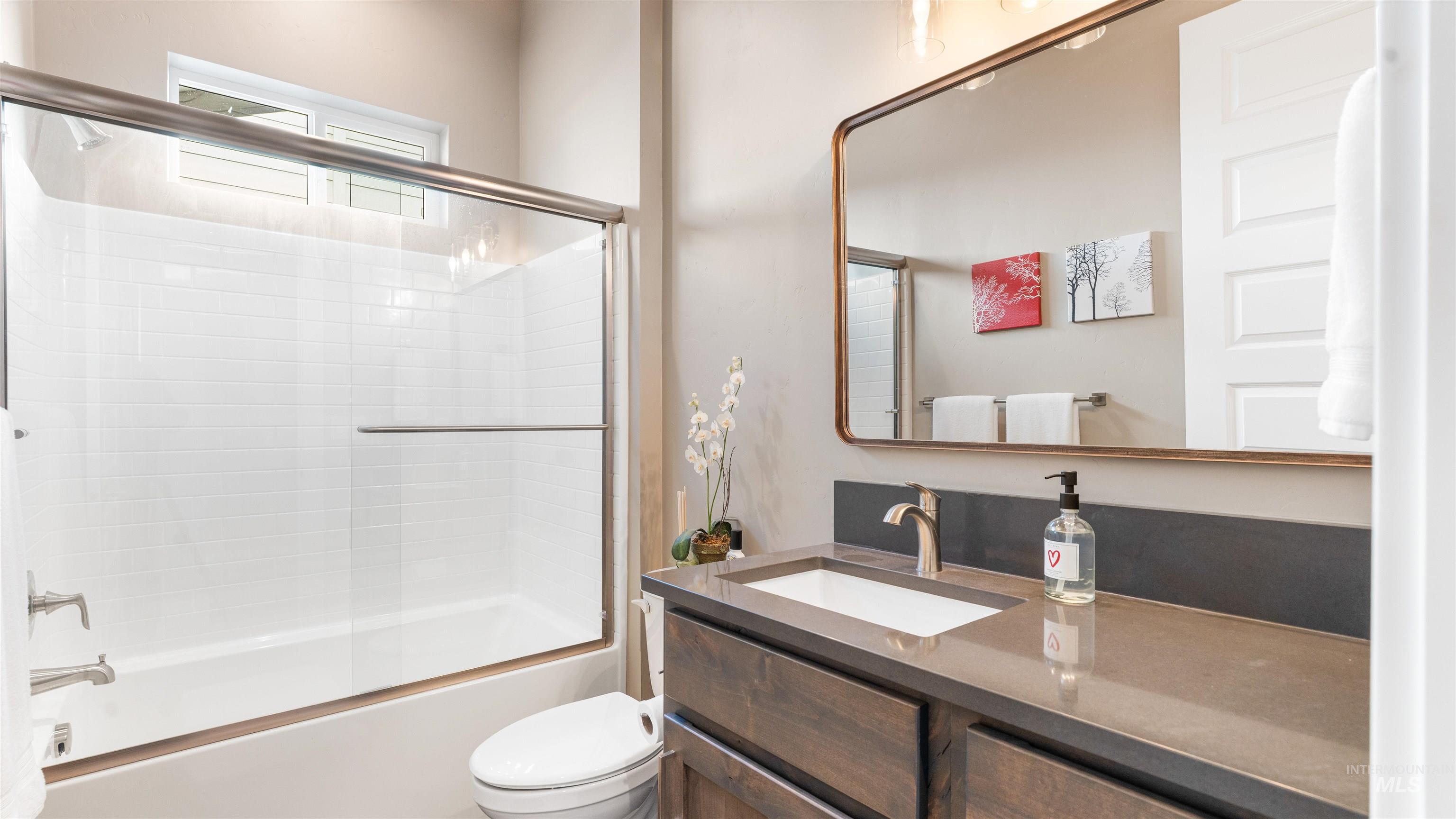 4676 S Abbot, Meridian, Idaho 83642, 3 Bedrooms, 2 Bathrooms, Residential For Sale, Price $699,999,MLS 98977027