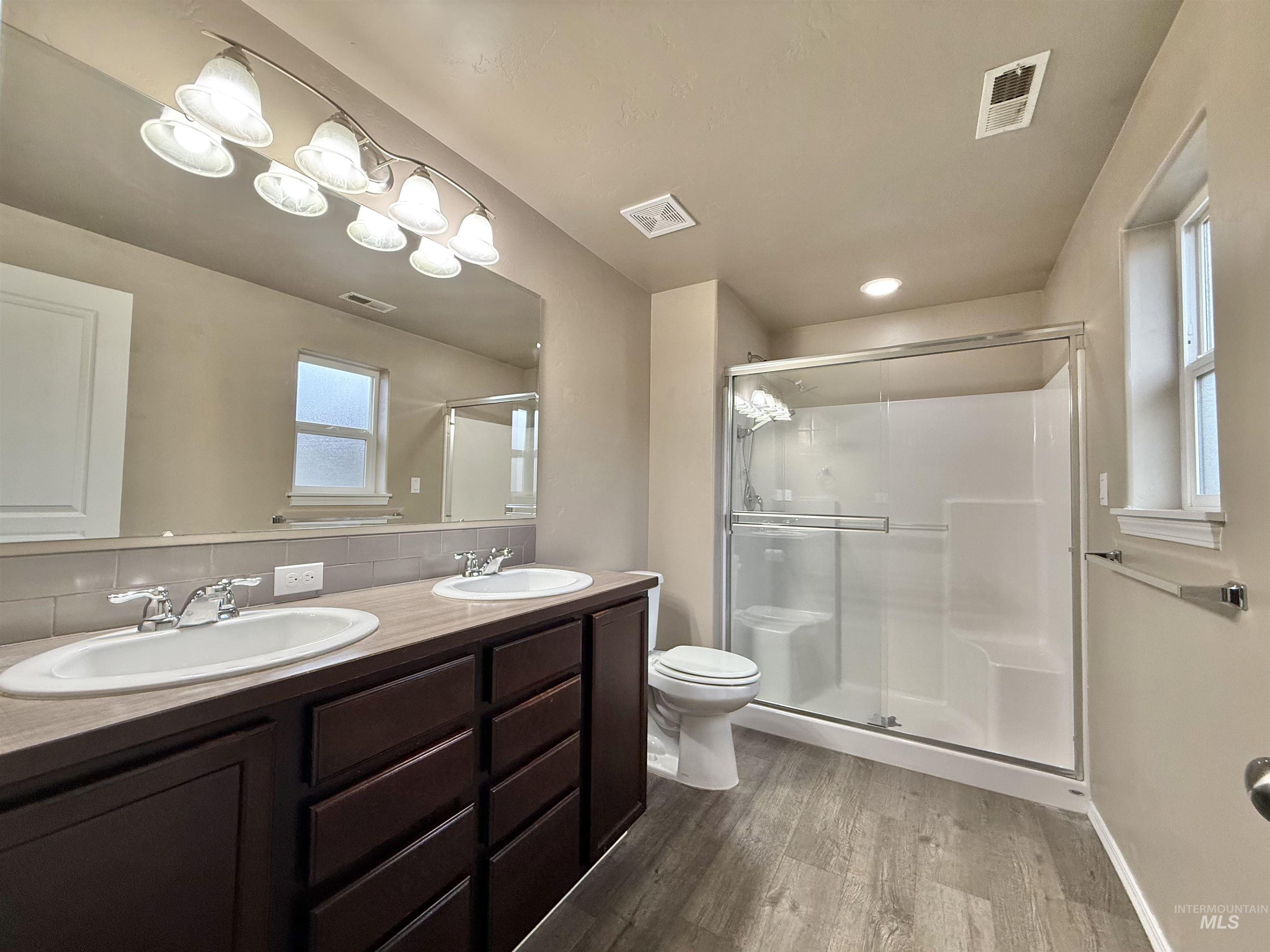 1309 W Tacola St, Nampa, Idaho 83651, 3 Bedrooms, 2 Bathrooms, Residential For Sale, Price $349,800, 98977028