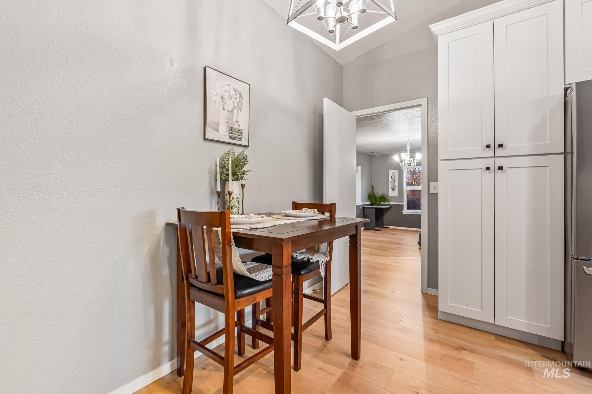 2828 W Leroy Ct, Meridian, Idaho 83642, 3 Bedrooms, 2 Bathrooms, Residential For Sale, Price $440,000,MLS 98977029