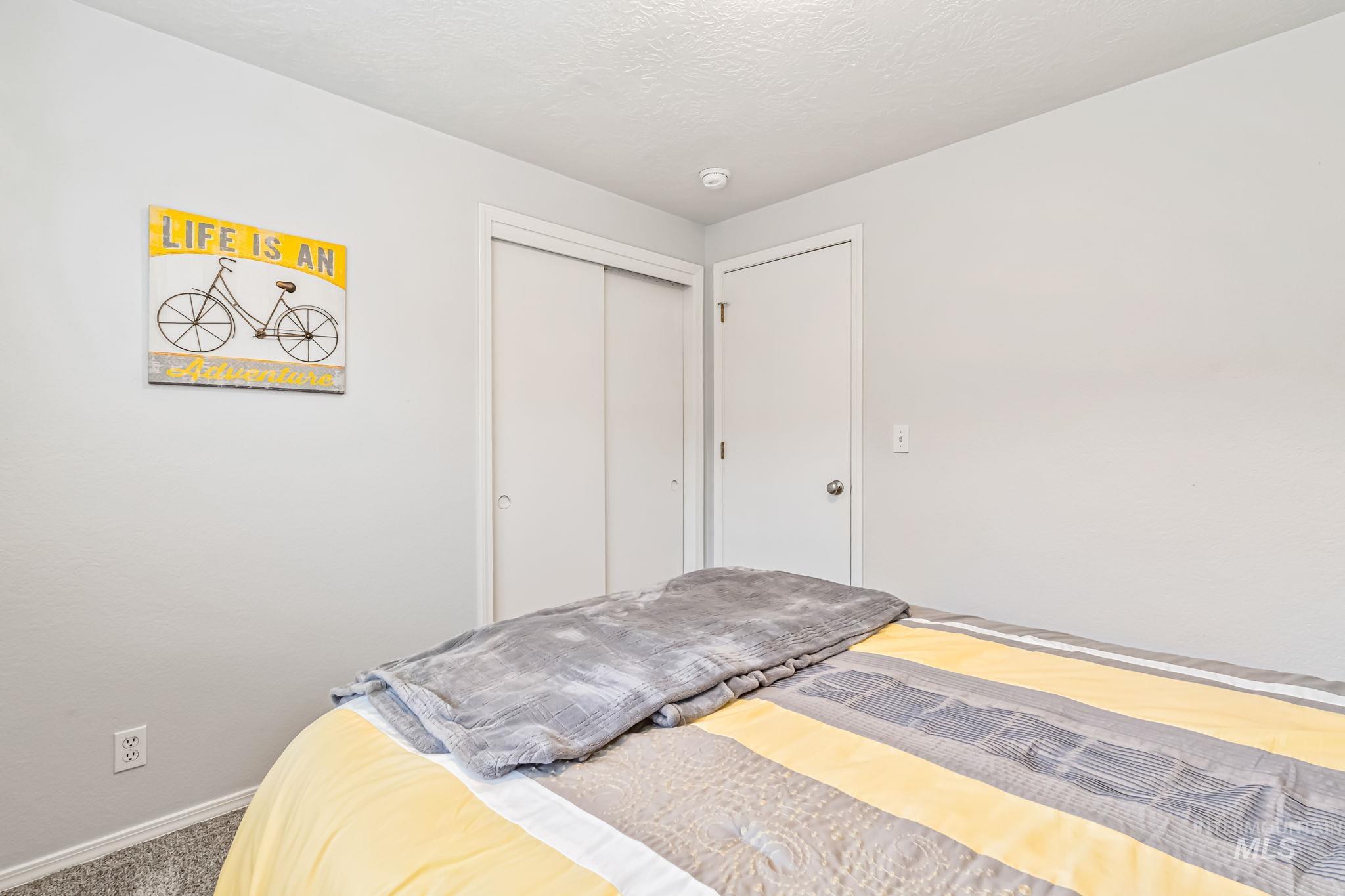 2828 W Leroy Ct, Meridian, Idaho 83642, 3 Bedrooms, 2 Bathrooms, Residential For Sale, Price $440,000,MLS 98977029