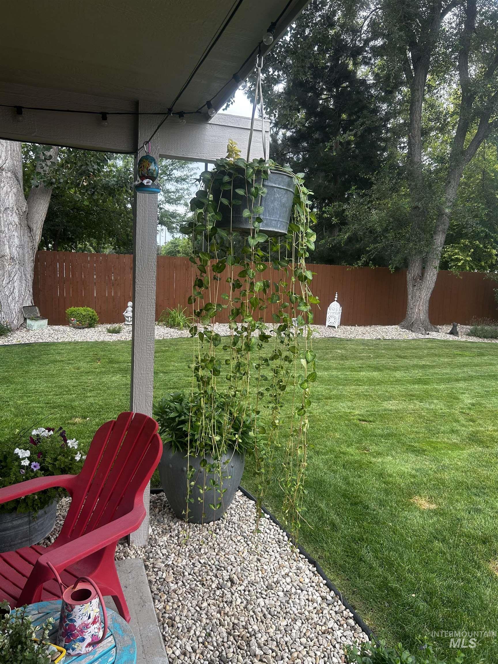 2828 W Leroy Ct, Meridian, Idaho 83642, 3 Bedrooms, 2 Bathrooms, Residential For Sale, Price $440,000,MLS 98977029