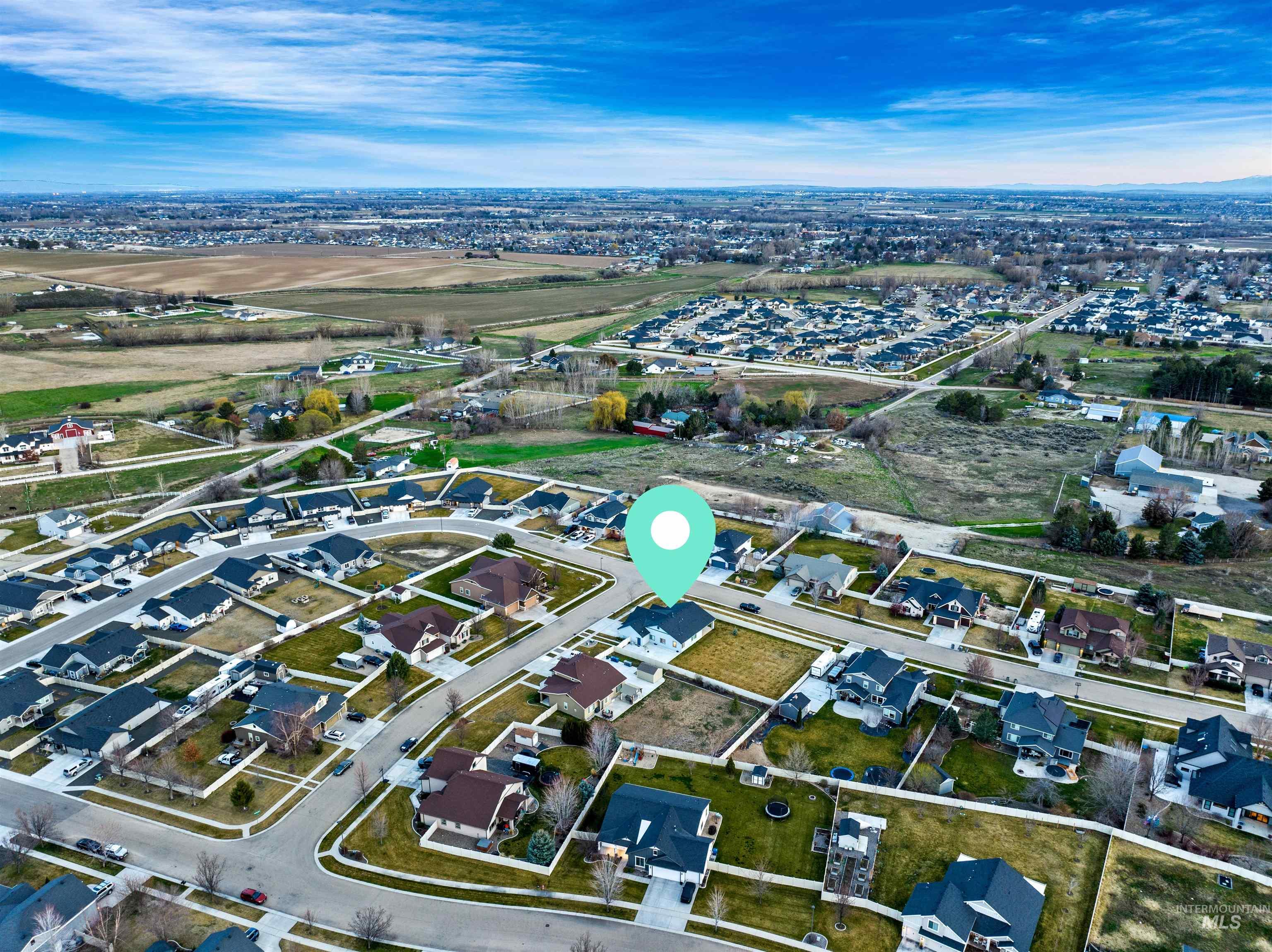 1883 N Prairie Wind, Middleton, Idaho 83644, 4 Bedrooms, 2 Bathrooms, Residential For Sale, Price $599,900,MLS 98977030