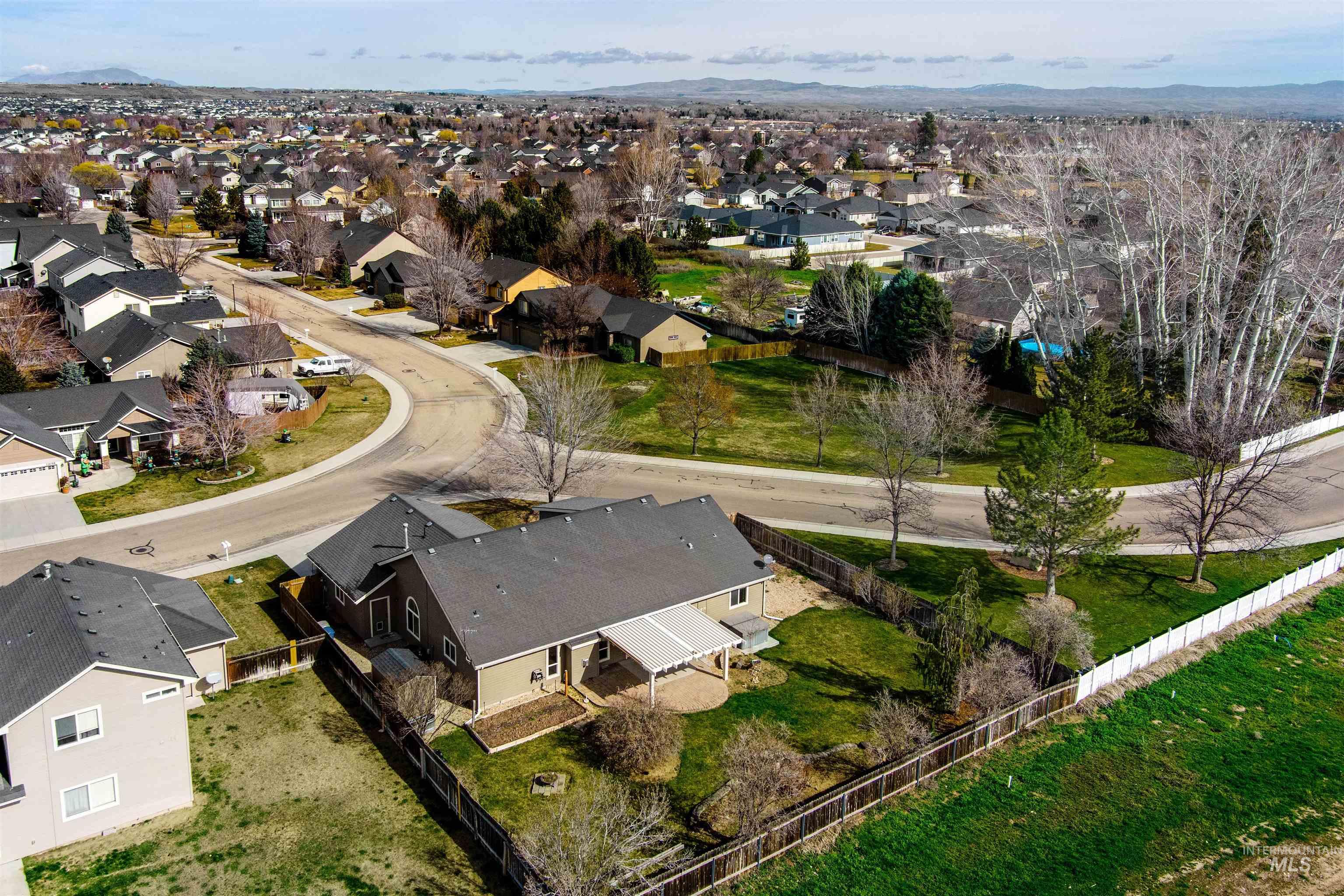 11677 W Gambrell St, Star, Idaho 83669, 3 Bedrooms, 2 Bathrooms, Residential For Sale, Price $509,900,MLS 98977032