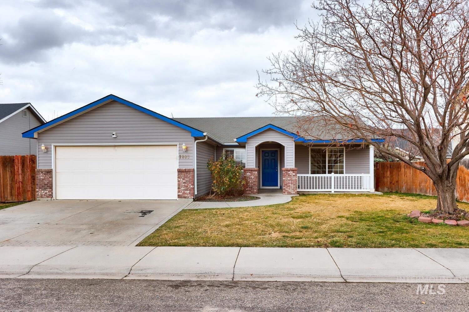 1883 N Pingo Ave., Kuna, Idaho 83634, 3 Bedrooms, 2 Bathrooms, Residential For Sale, Price $360,000, 98977036