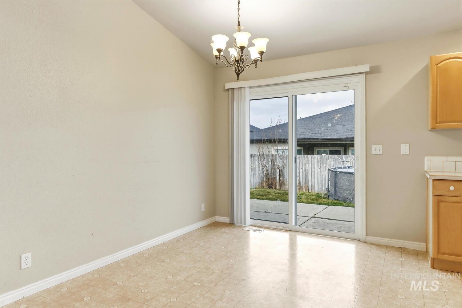 1883 N Pingo Ave., Kuna, Idaho 83634, 3 Bedrooms, 2 Bathrooms, Residential For Sale, Price $360,000, 98977036