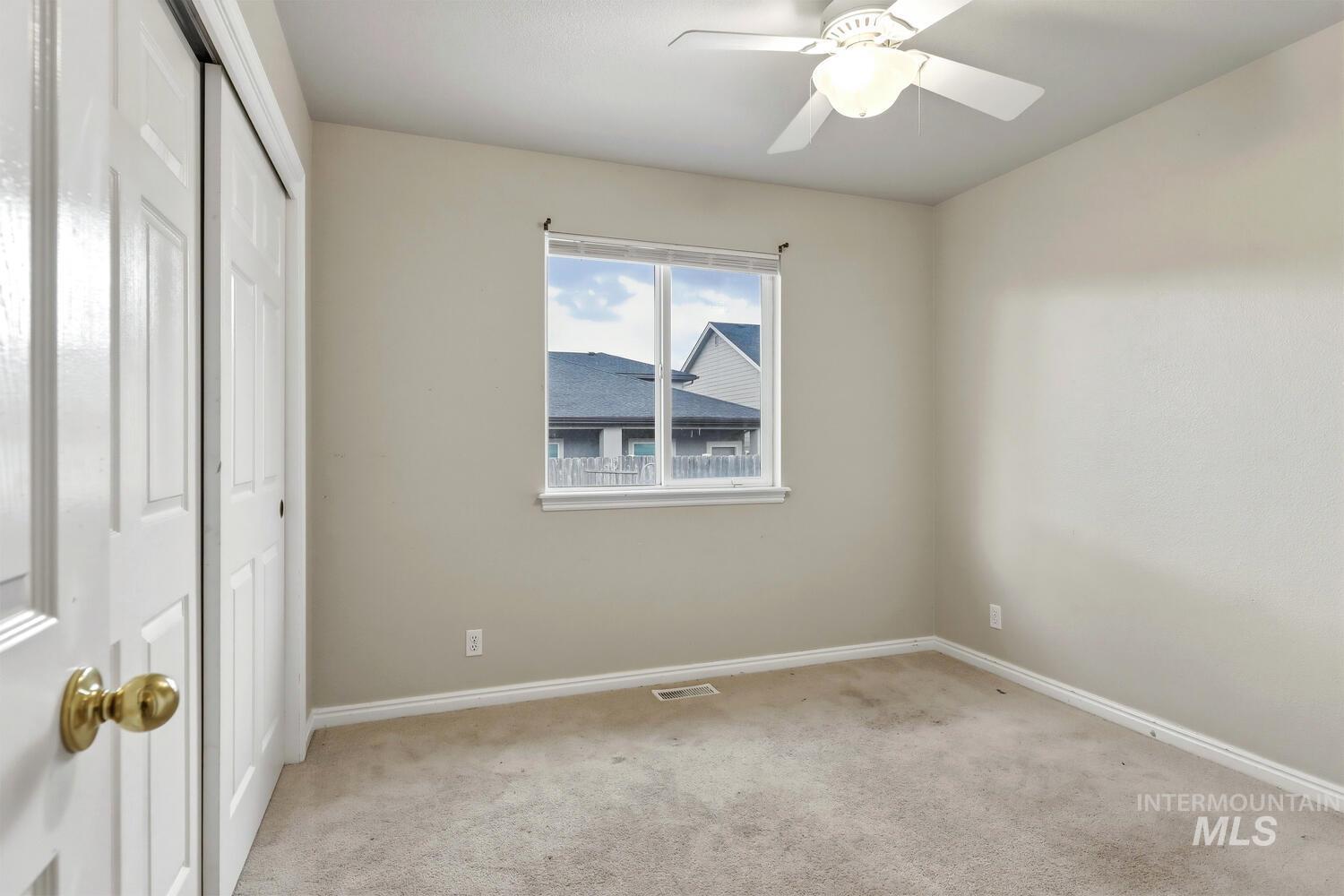 1883 N Pingo Ave., Kuna, Idaho 83634, 3 Bedrooms, 2 Bathrooms, Residential For Sale, Price $360,000, 98977036