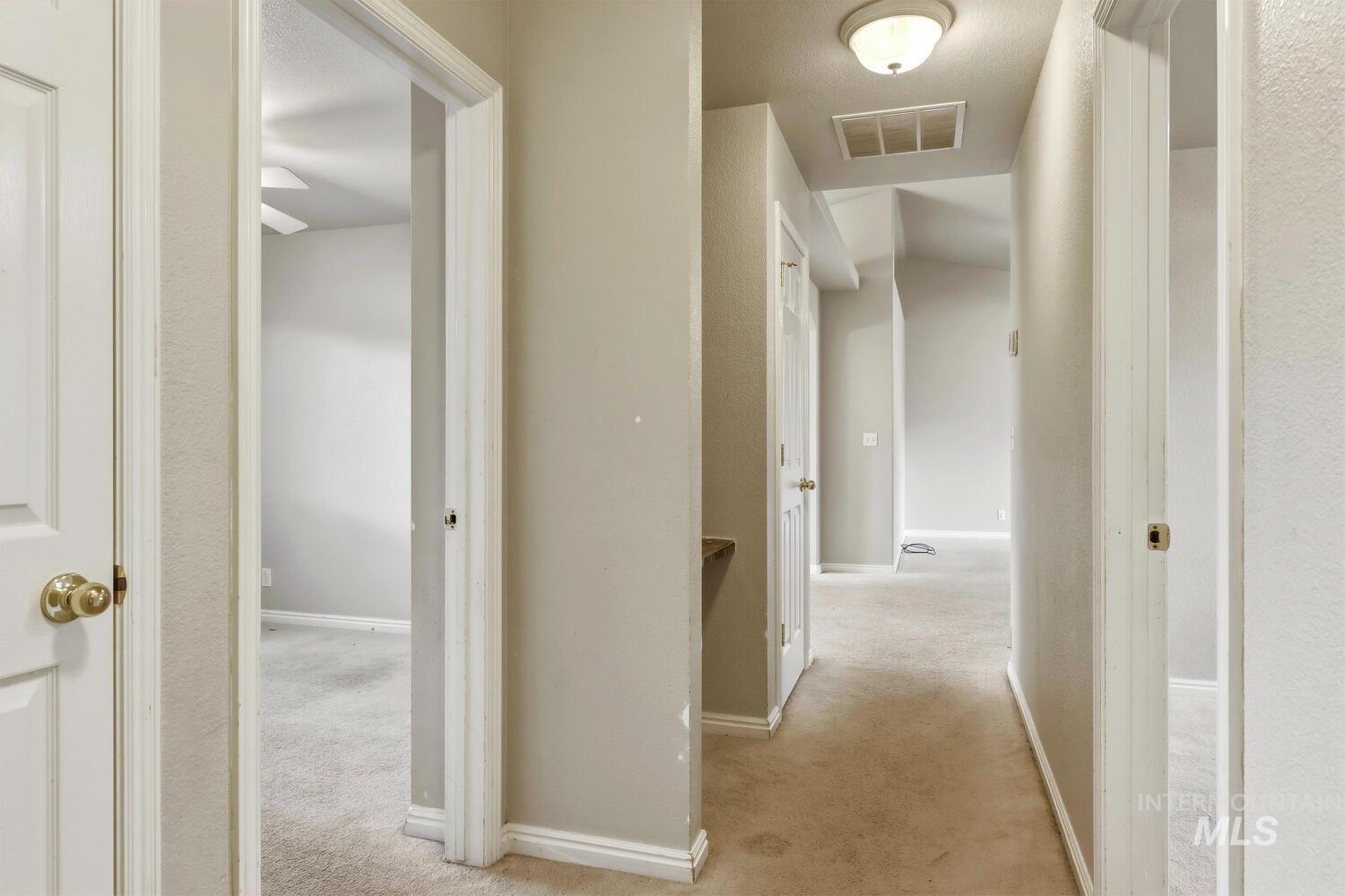 1883 N Pingo Ave., Kuna, Idaho 83634, 3 Bedrooms, 2 Bathrooms, Residential For Sale, Price $360,000, 98977036