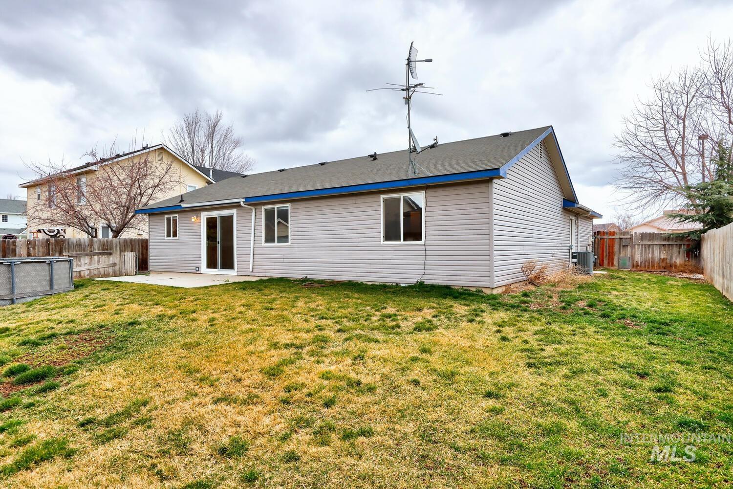 1883 N Pingo Ave., Kuna, Idaho 83634, 3 Bedrooms, 2 Bathrooms, Residential For Sale, Price $360,000, 98977036