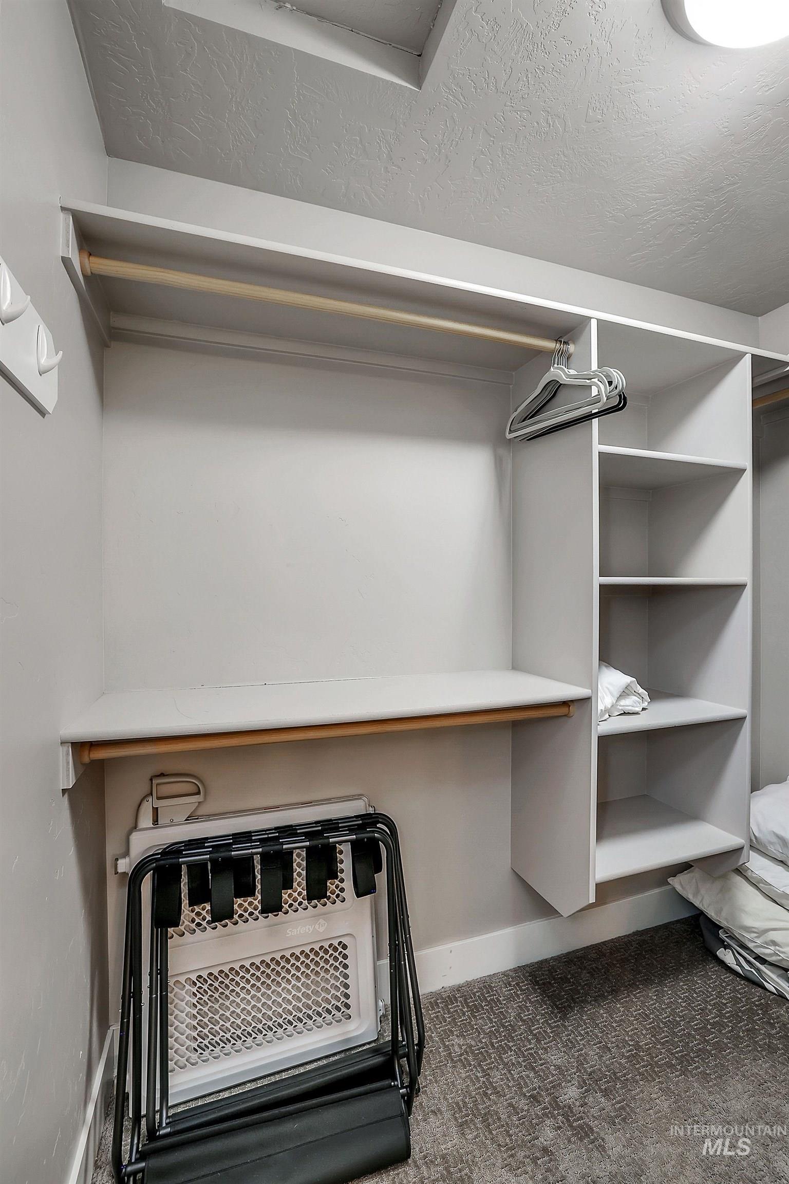 104 Broken Pine Ln., McCall, Idaho 83638, 3 Bedrooms, 3 Bathrooms, Residential For Sale, Price $539,900,MLS 98977040