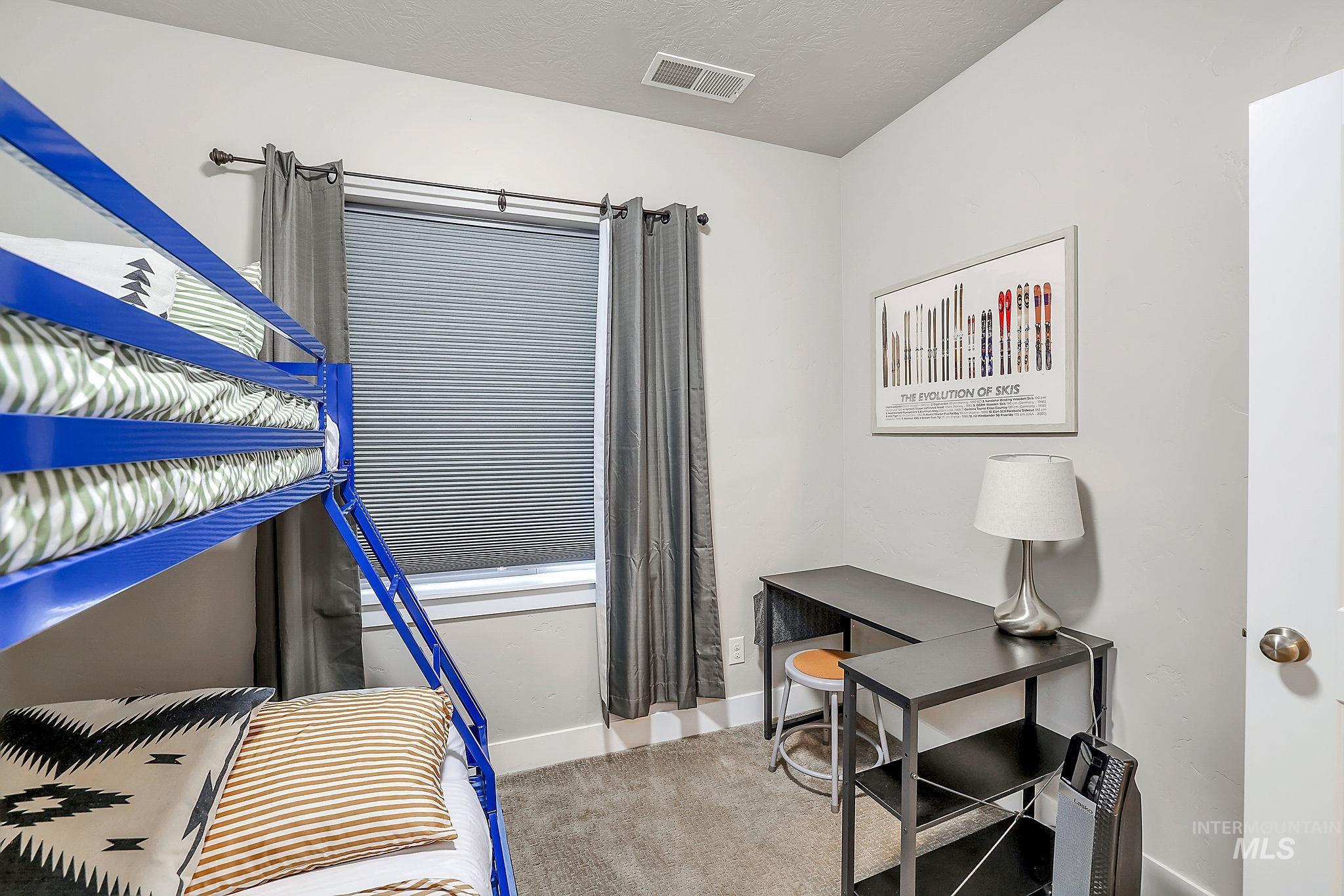 104 Broken Pine Ln., McCall, Idaho 83638, 3 Bedrooms, 3 Bathrooms, Residential For Sale, Price $539,900,MLS 98977040