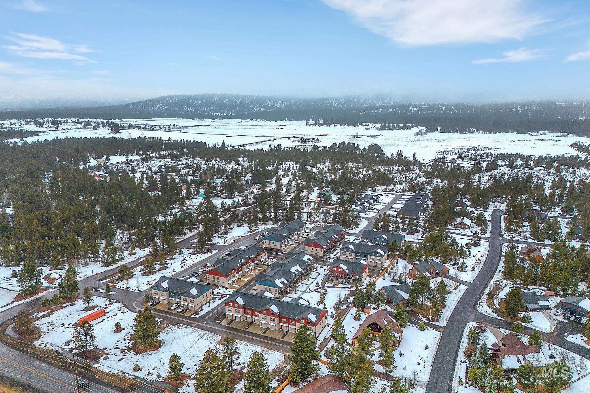 104 Broken Pine Ln., McCall, Idaho 83638, 3 Bedrooms, 3 Bathrooms, Residential For Sale, Price $539,900,MLS 98977040